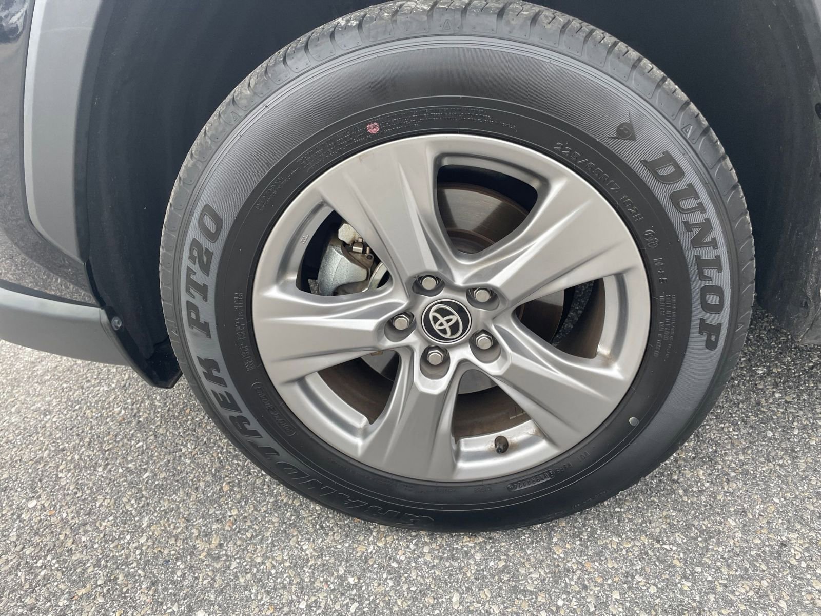 Thumbnail: 2025 Toyota RAV4 - 30