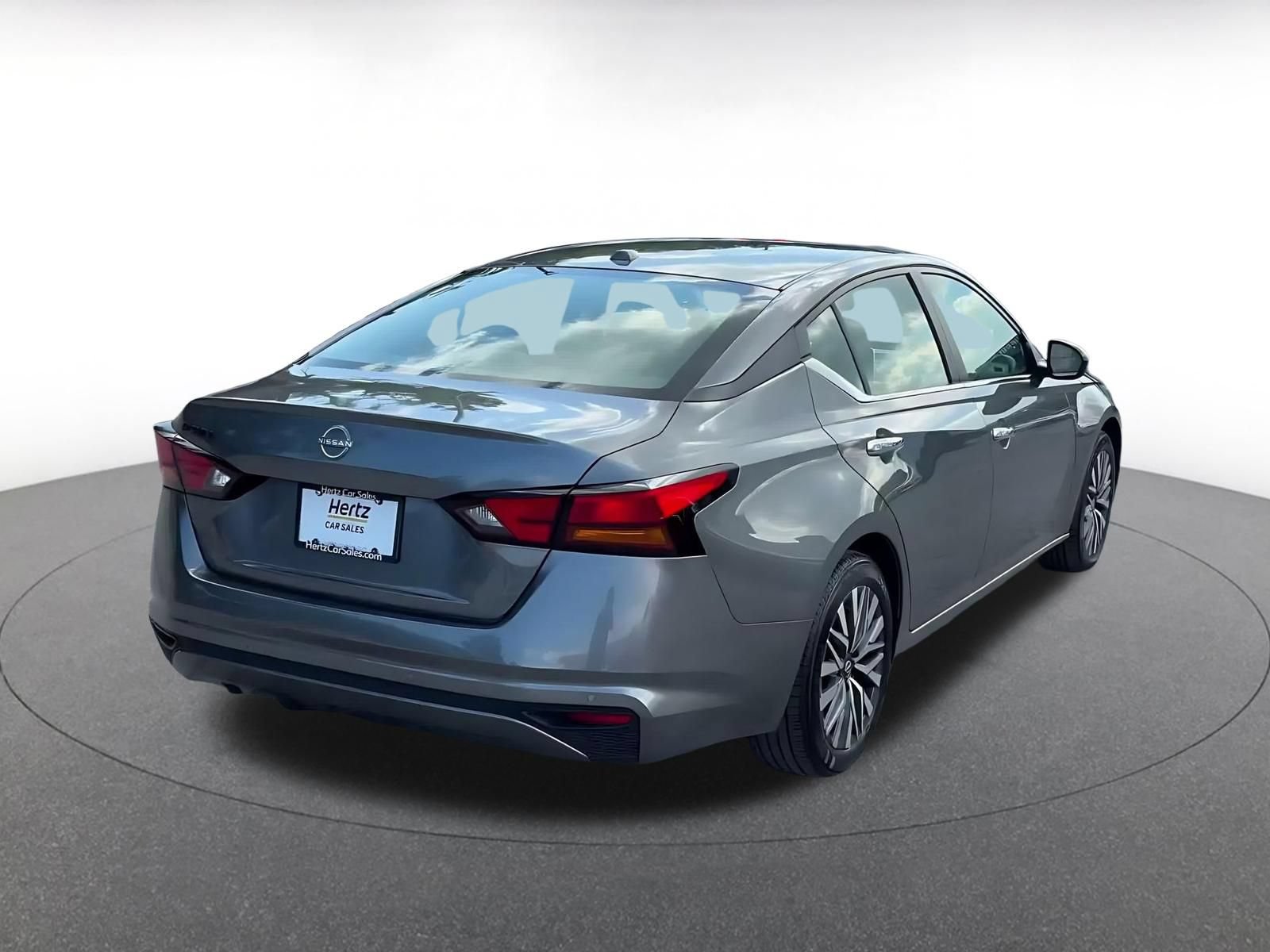 Thumbnail: 2025 Nissan Altima - 11