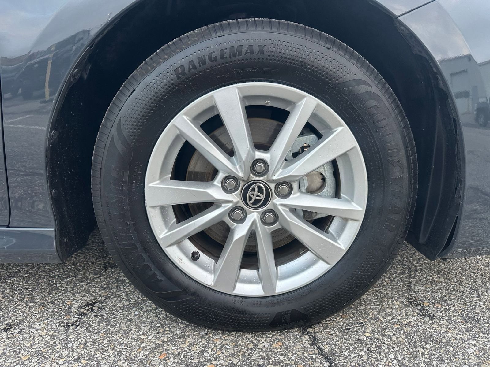 Thumbnail: 2025 Toyota Camry - 29