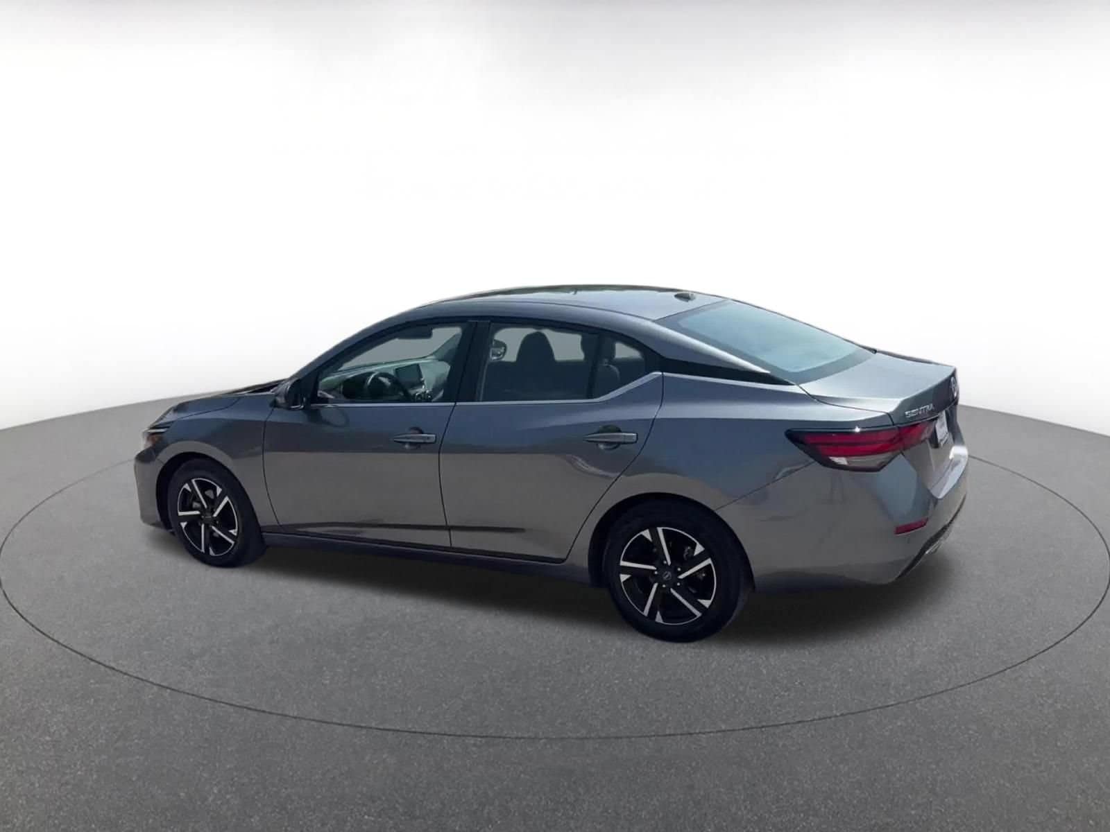 Thumbnail: 2025 Nissan Sentra - 9