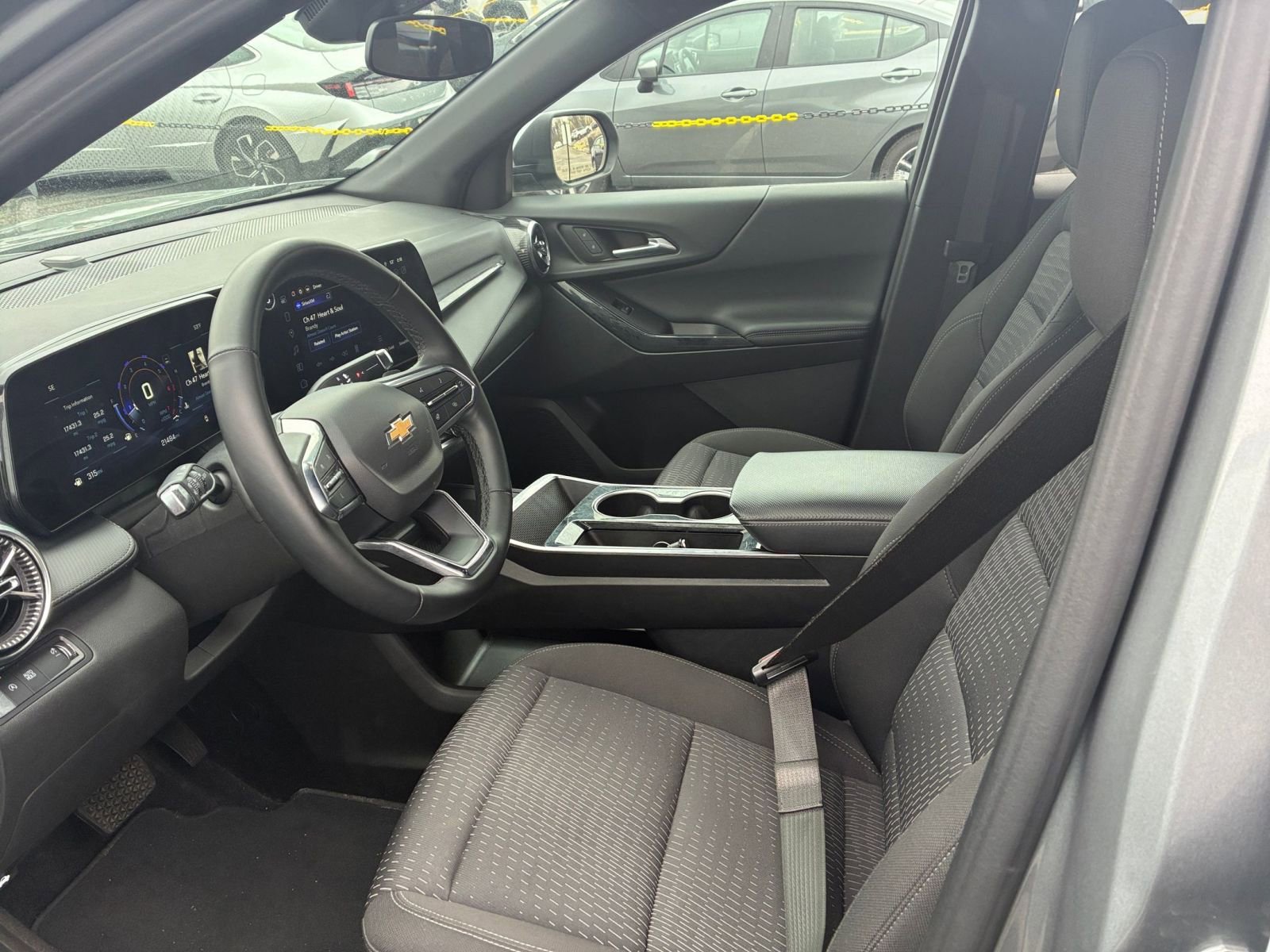 Thumbnail: 2025 Chevrolet Equinox - 22
