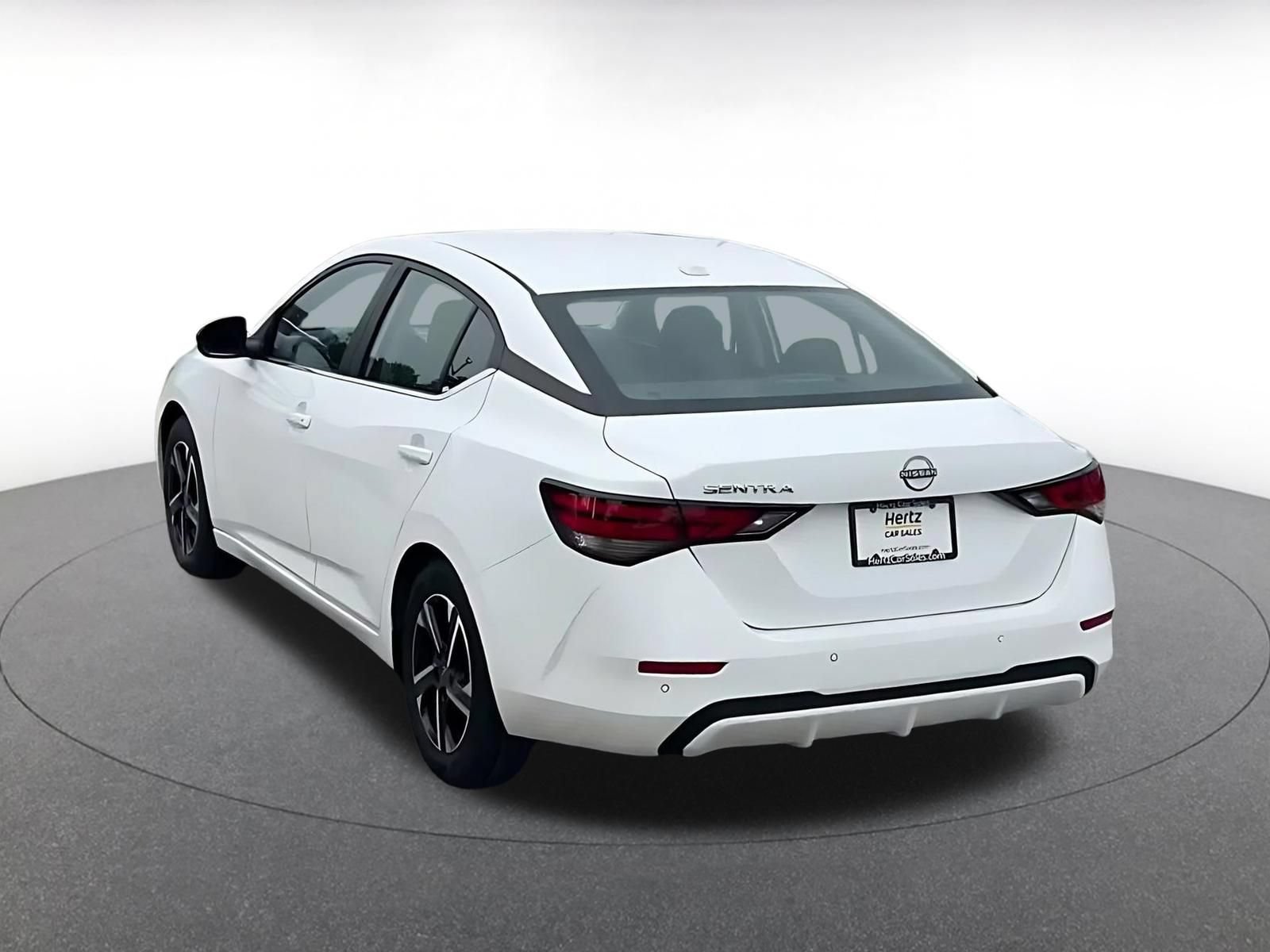 Thumbnail: 2025 Nissan Sentra - 9