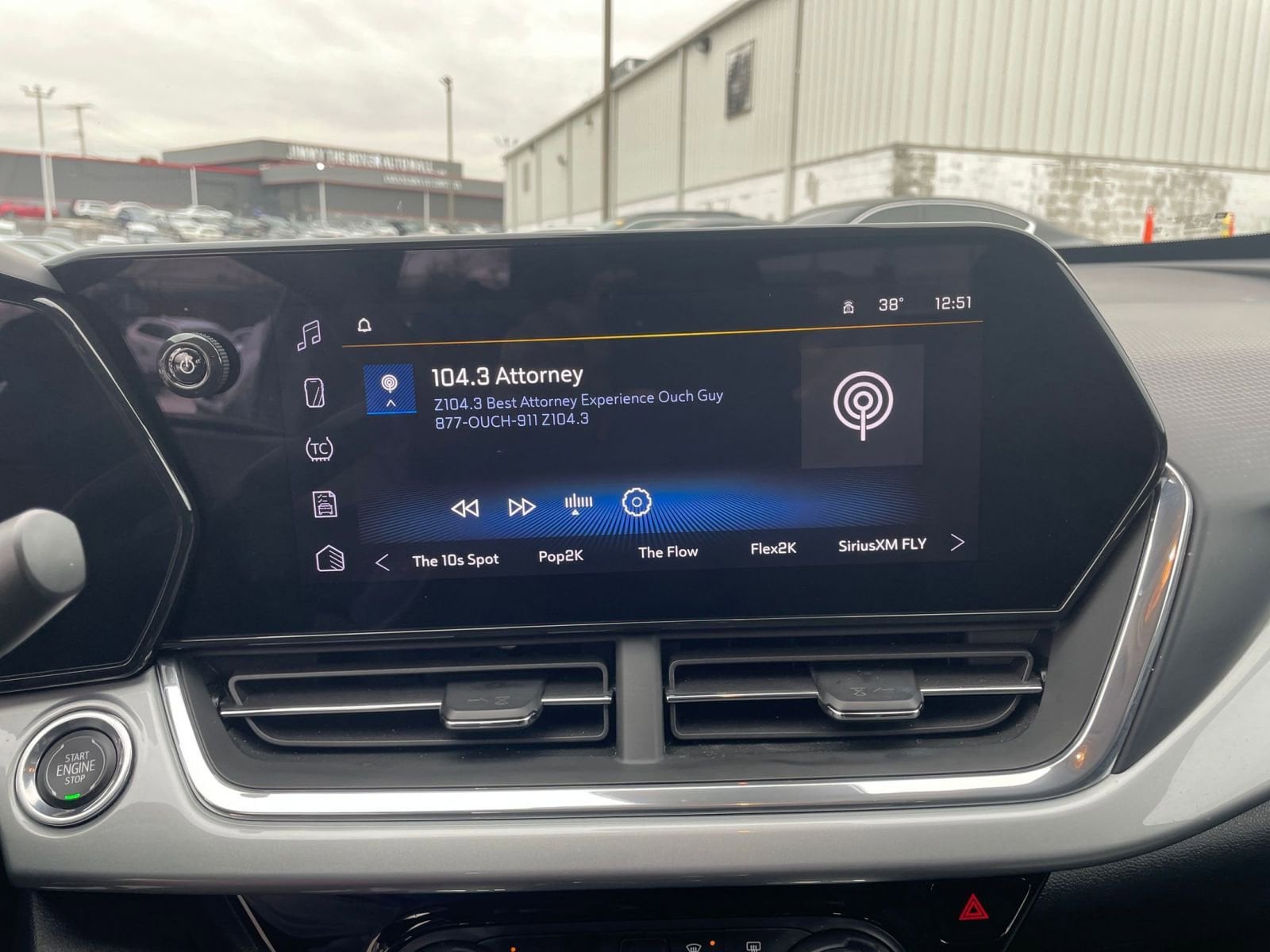 Thumbnail: 2025 Chevrolet Trax - 21