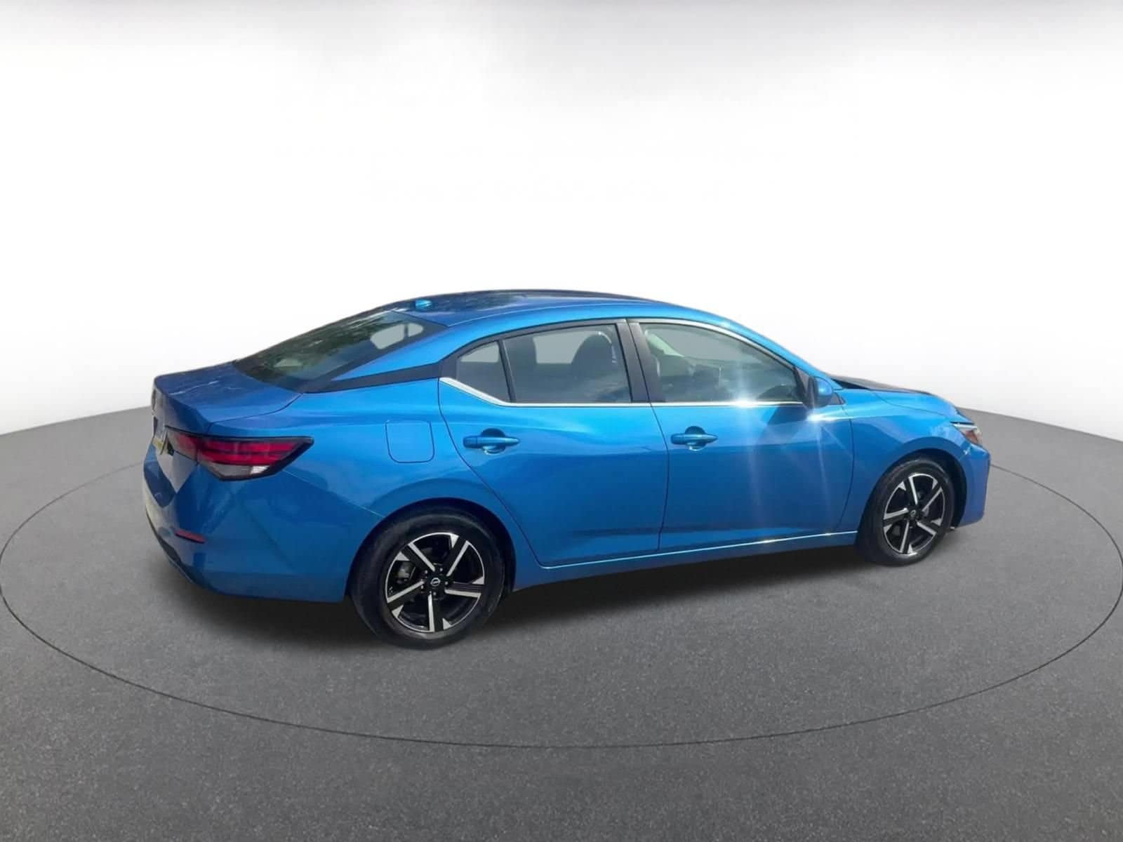 Thumbnail: 2025 Nissan Sentra - 12