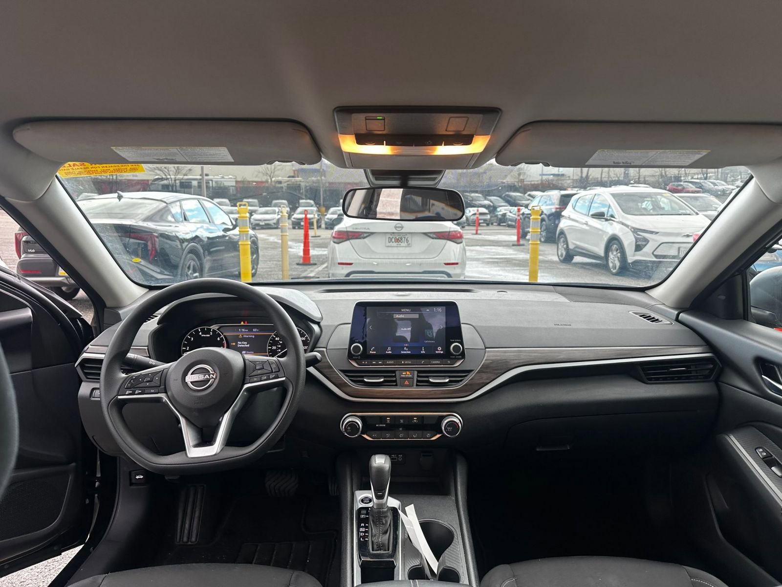 Thumbnail: 2025 Nissan Altima - 8