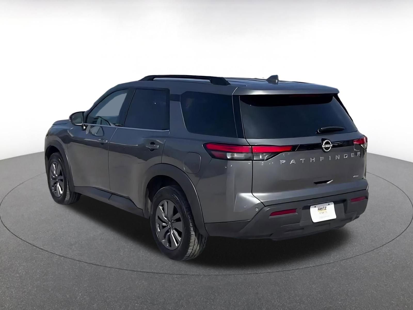 Thumbnail: 2025 Nissan Pathfinder - 11