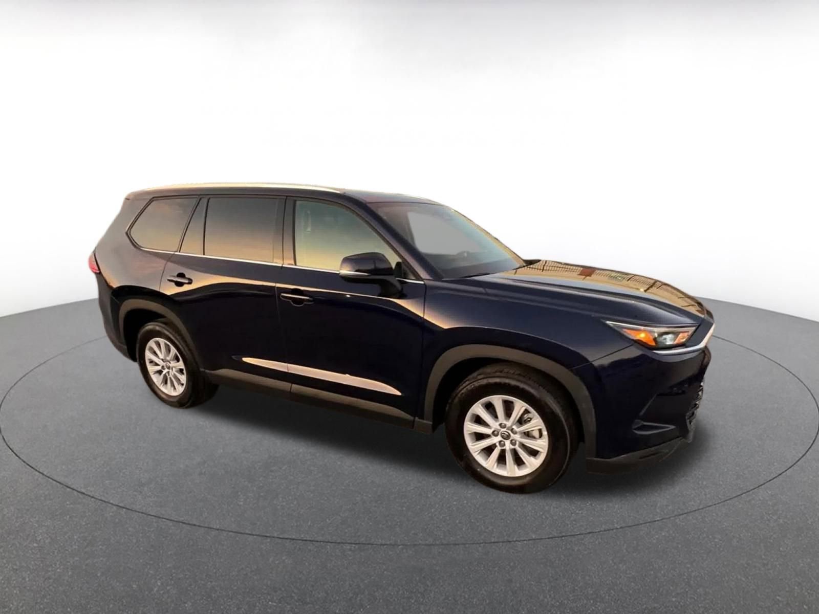 Thumbnail: 2025 Toyota Grand Highlander - 2