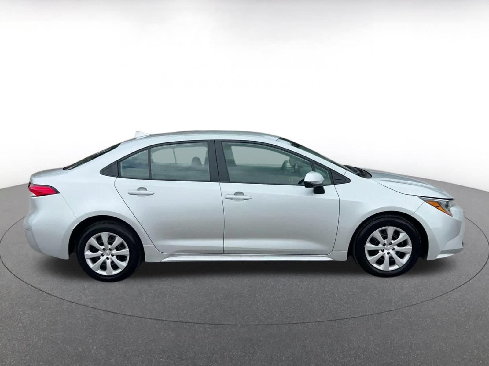 Thumbnail: 2025 Toyota Corolla - 15
