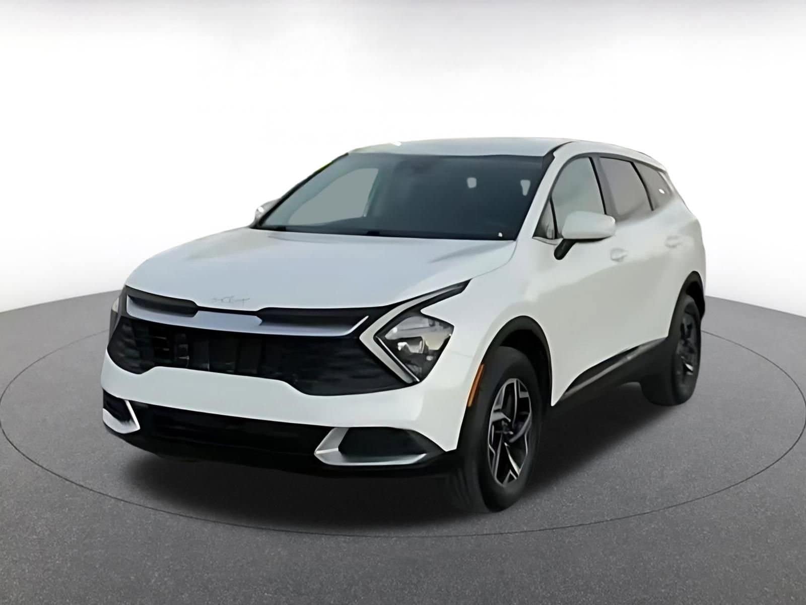 Thumbnail: 2023 Kia Sportage - 4