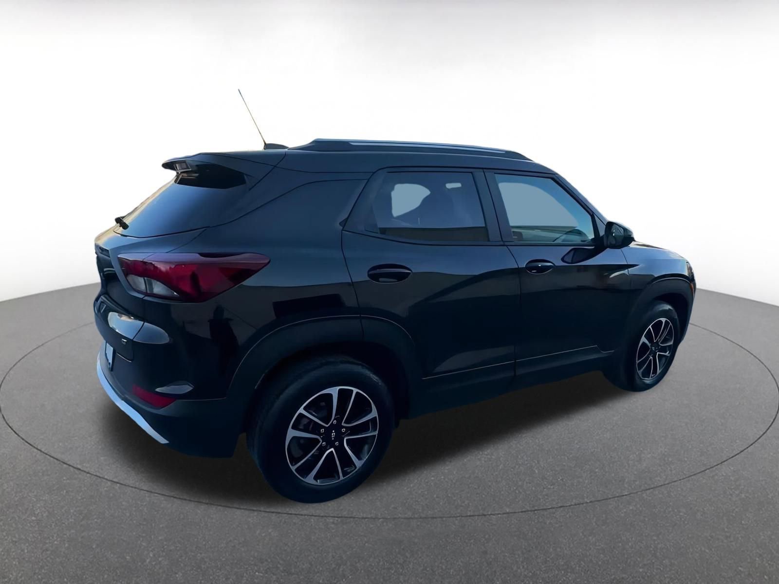 Thumbnail: 2025 Chevrolet TrailBlazer - 15