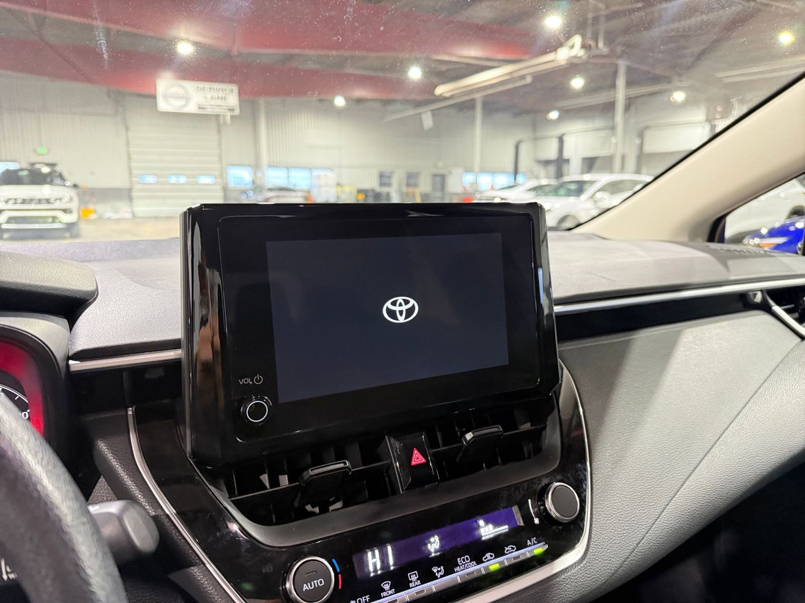 Thumbnail: 2025 Toyota Corolla - 21