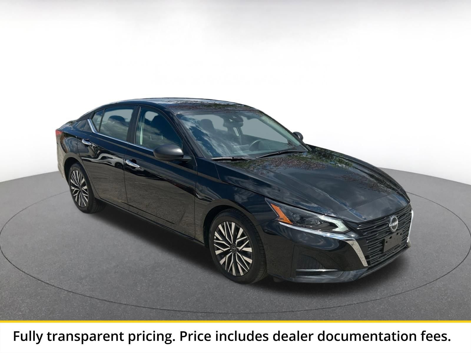 Thumbnail: 2025 Nissan Altima - 1