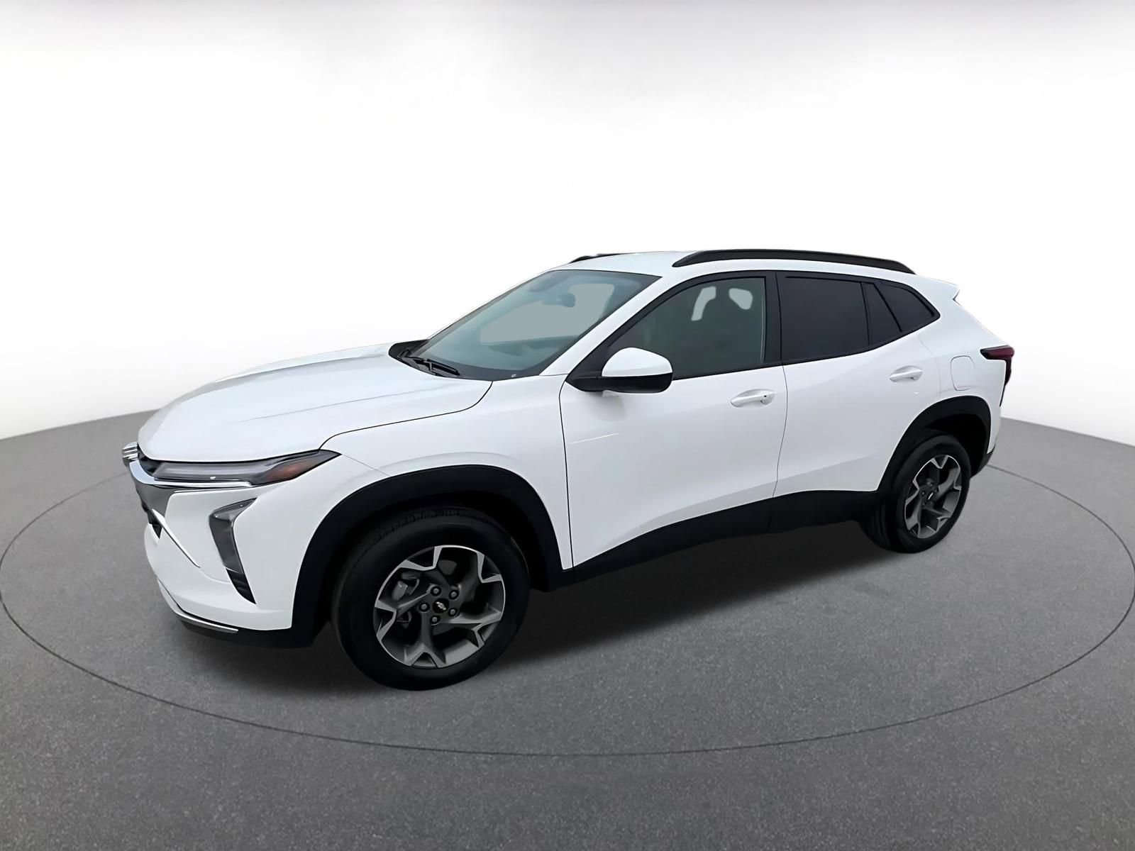 Thumbnail: 2025 Chevrolet Trax - 8