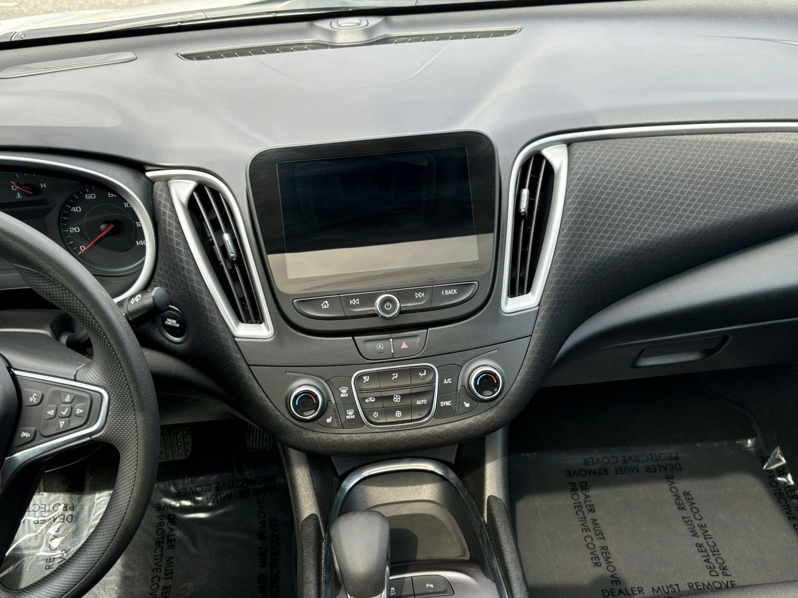 Thumbnail: 2023 Chevrolet Malibu - 18