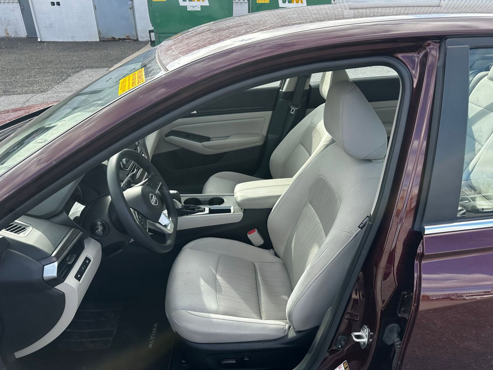 Thumbnail: 2025 Nissan Altima - 8