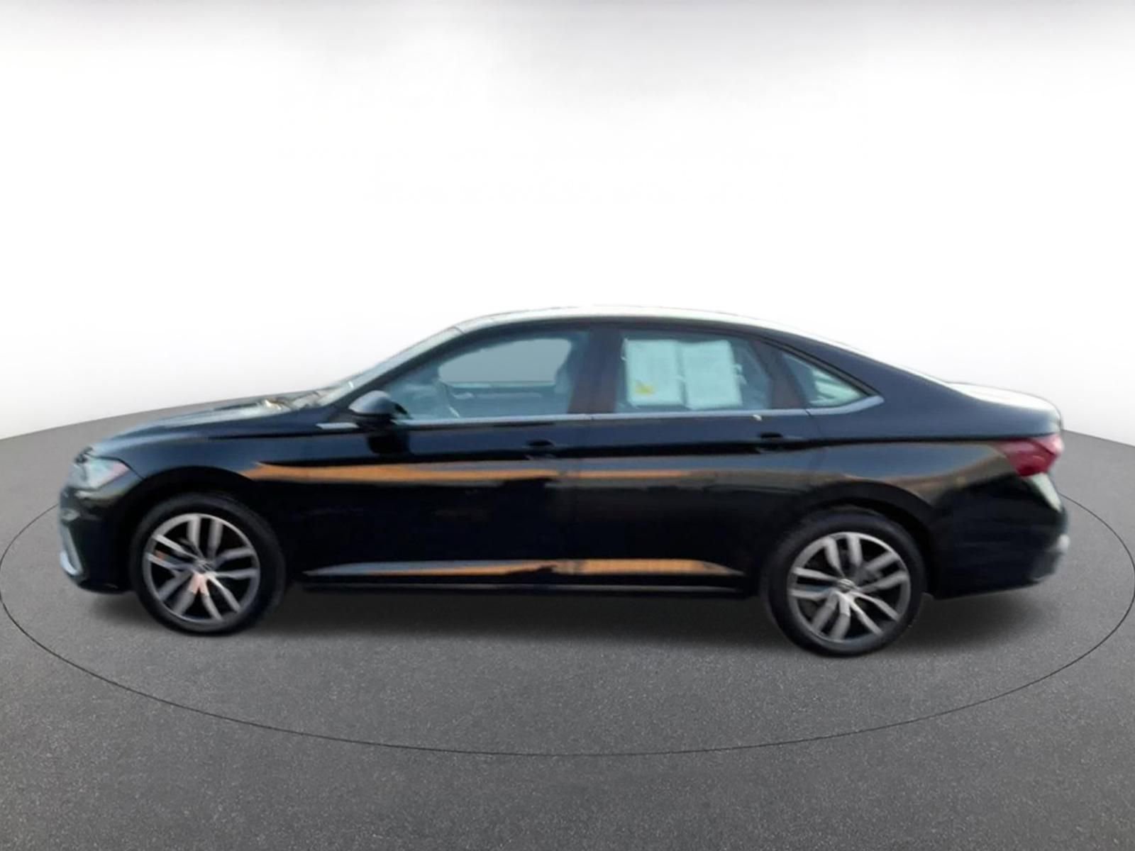 Thumbnail: 2025 Volkswagen Jetta - 8