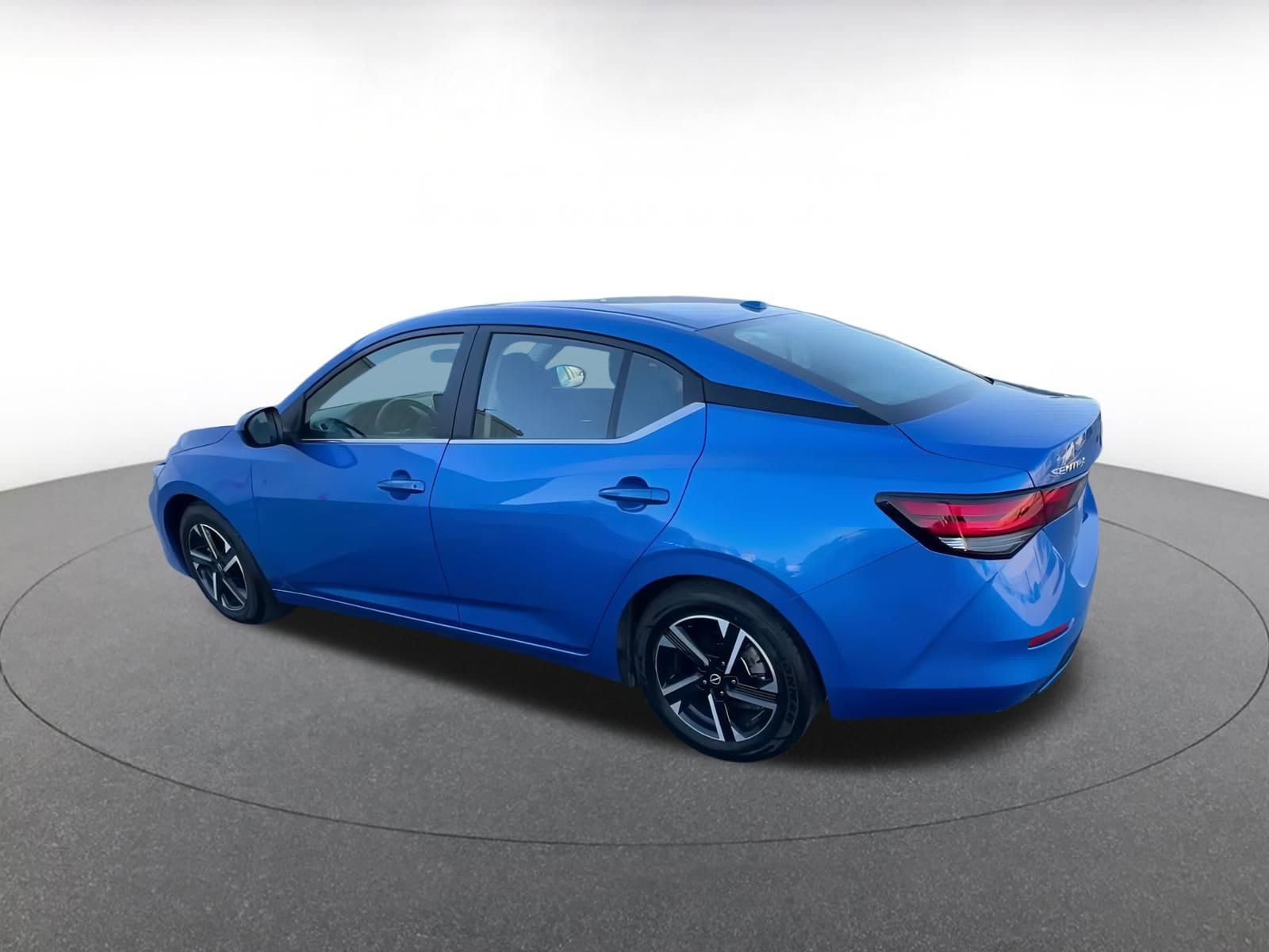 Thumbnail: 2024 Nissan Sentra - 10
