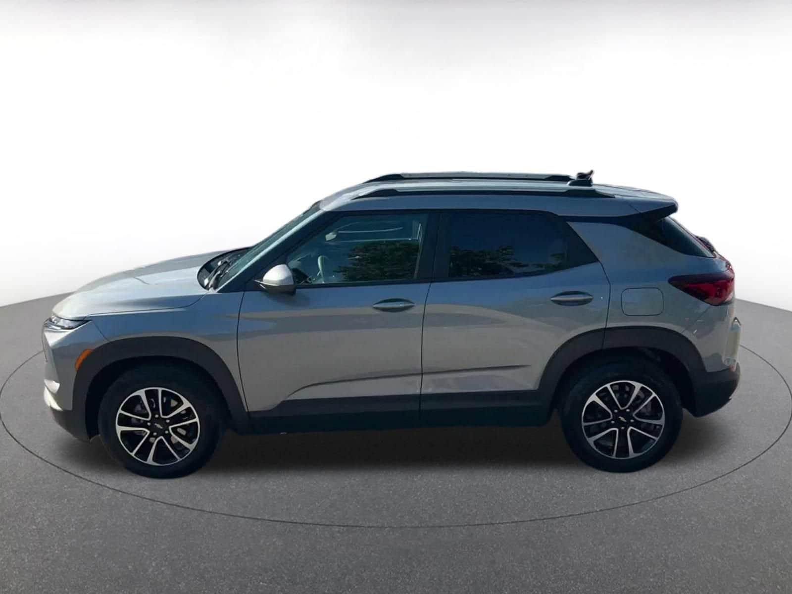 Thumbnail: 2025 Chevrolet TrailBlazer - 8