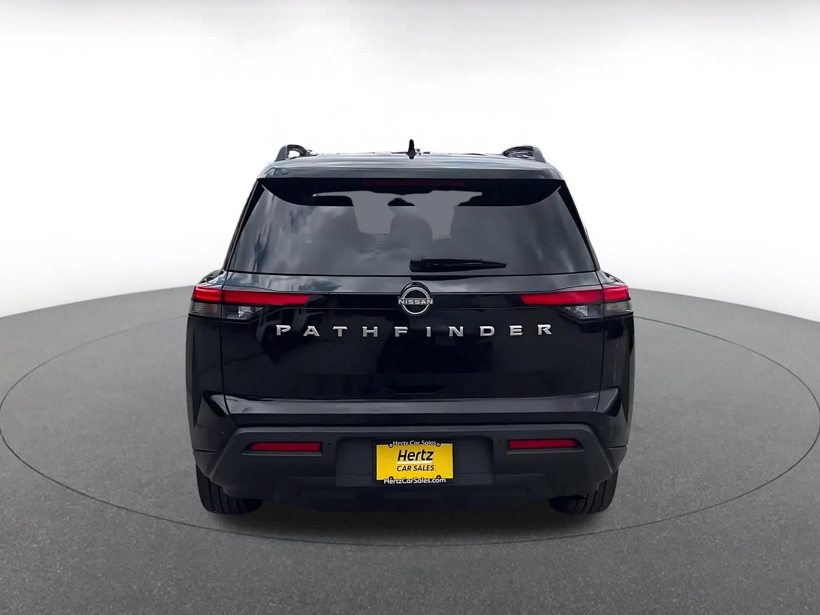 Thumbnail: 2025 Nissan Pathfinder - 12
