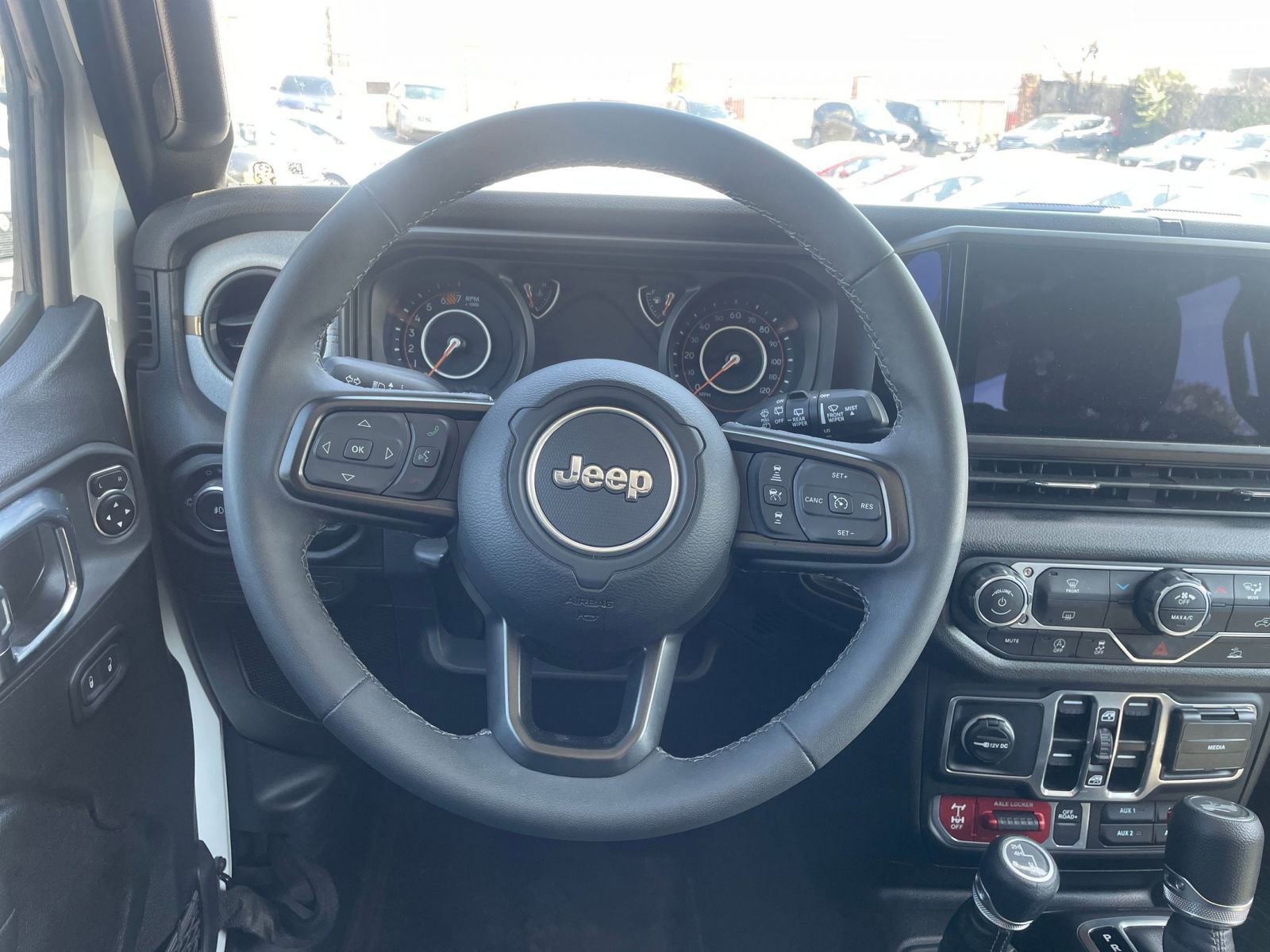 Thumbnail: 2025 Jeep Wrangler - 29