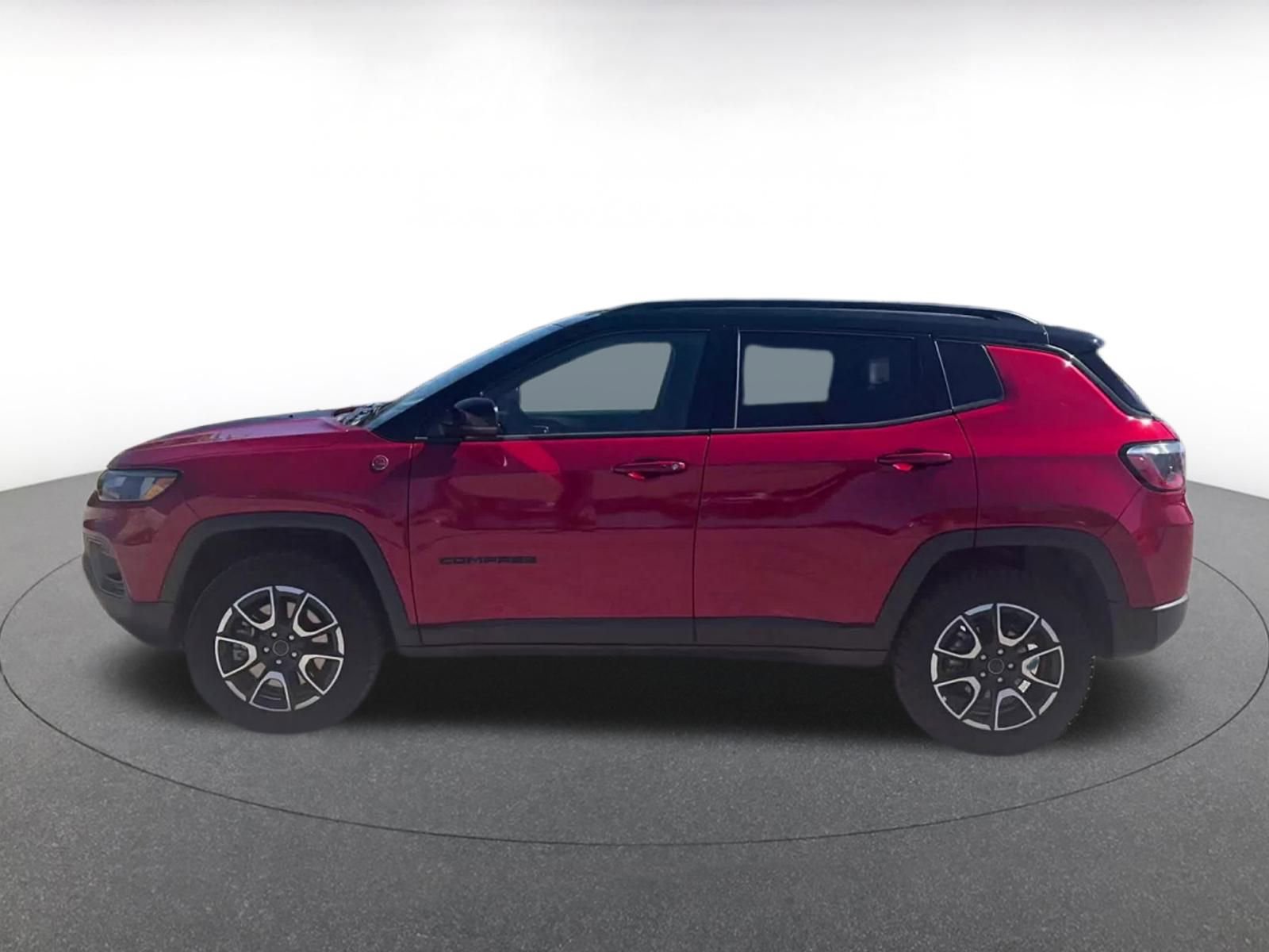 Thumbnail: 2025 Jeep Compass - 8