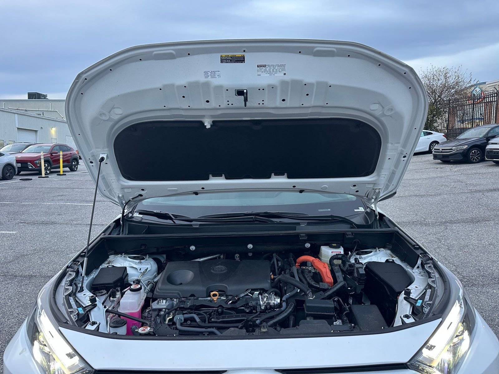 Thumbnail: 2025 Toyota RAV4 - 31