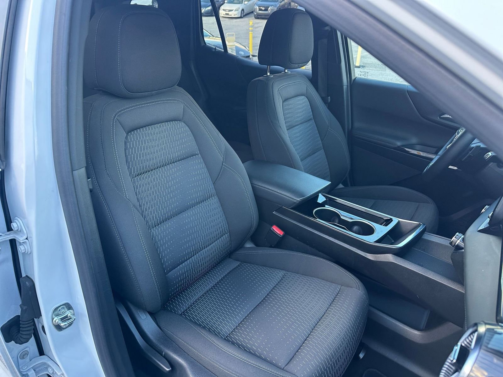 Thumbnail: 2025 Chevrolet Equinox - 35