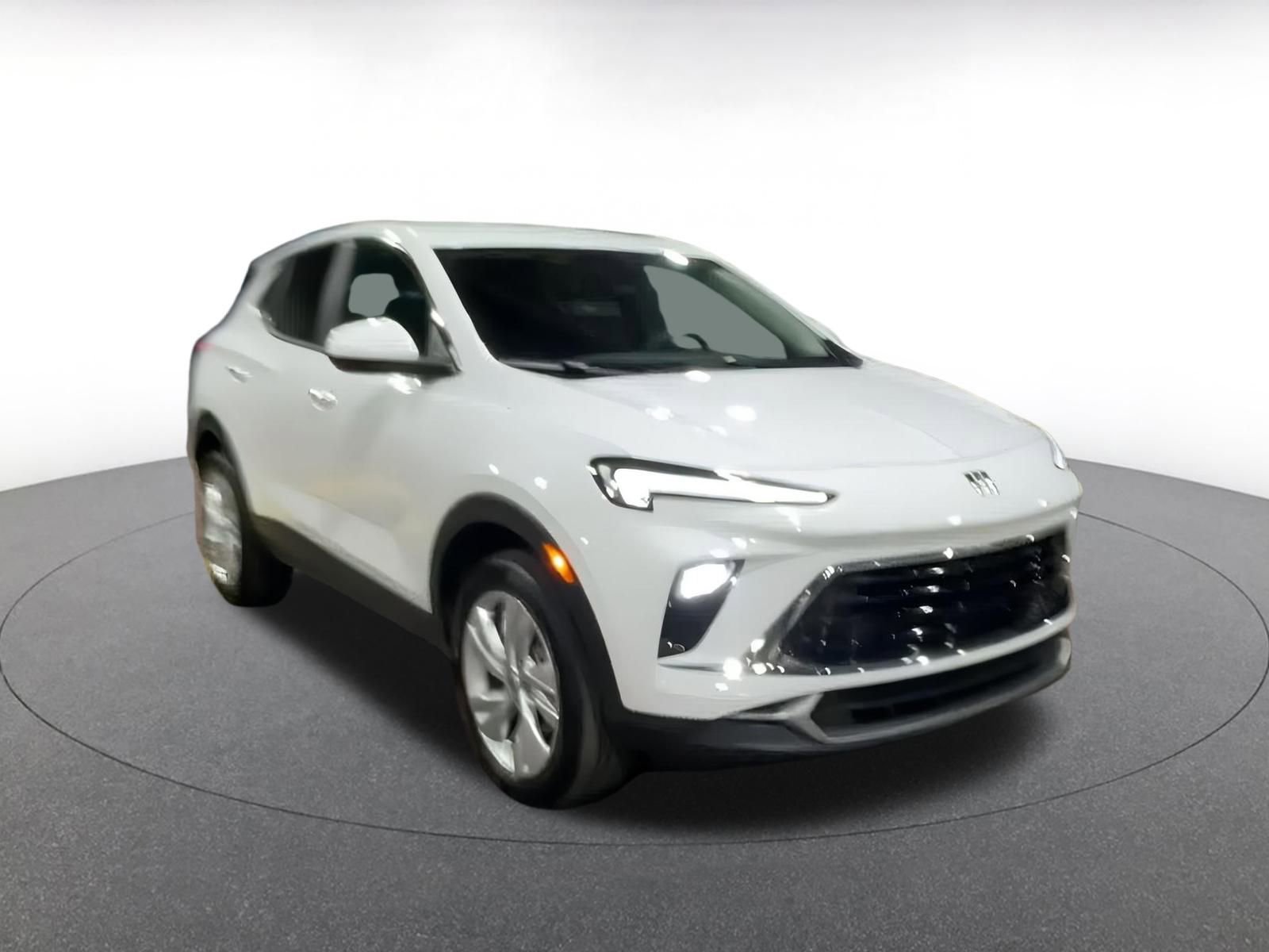 Thumbnail: 2025 Buick Encore GX - 3