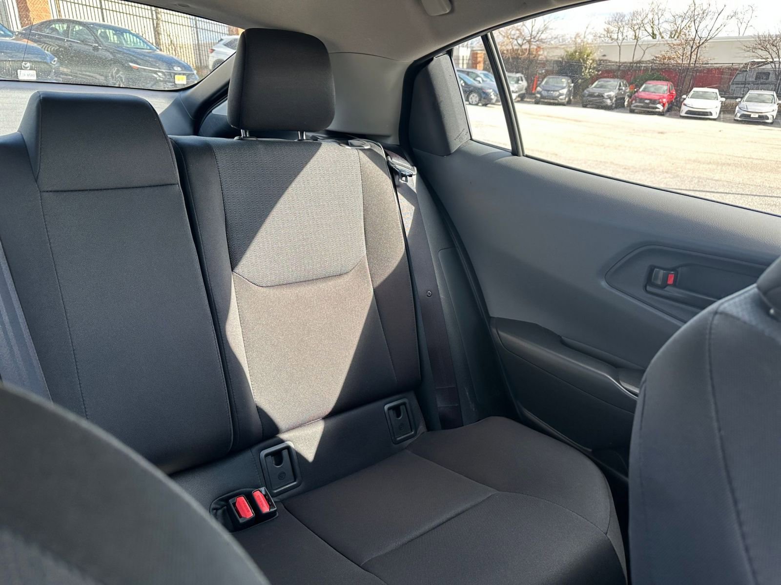 Thumbnail: 2025 Toyota Prius - 32