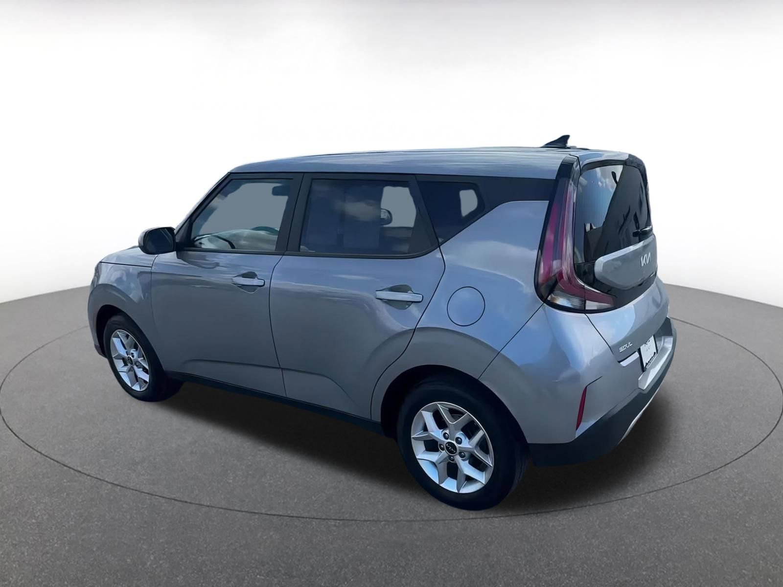 Thumbnail: 2023 Kia Soul - 10