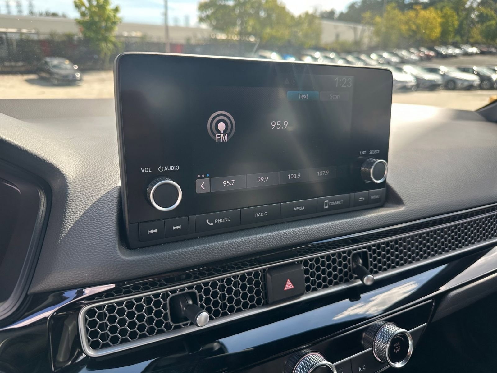 Thumbnail: 2025 Honda Civic - 20