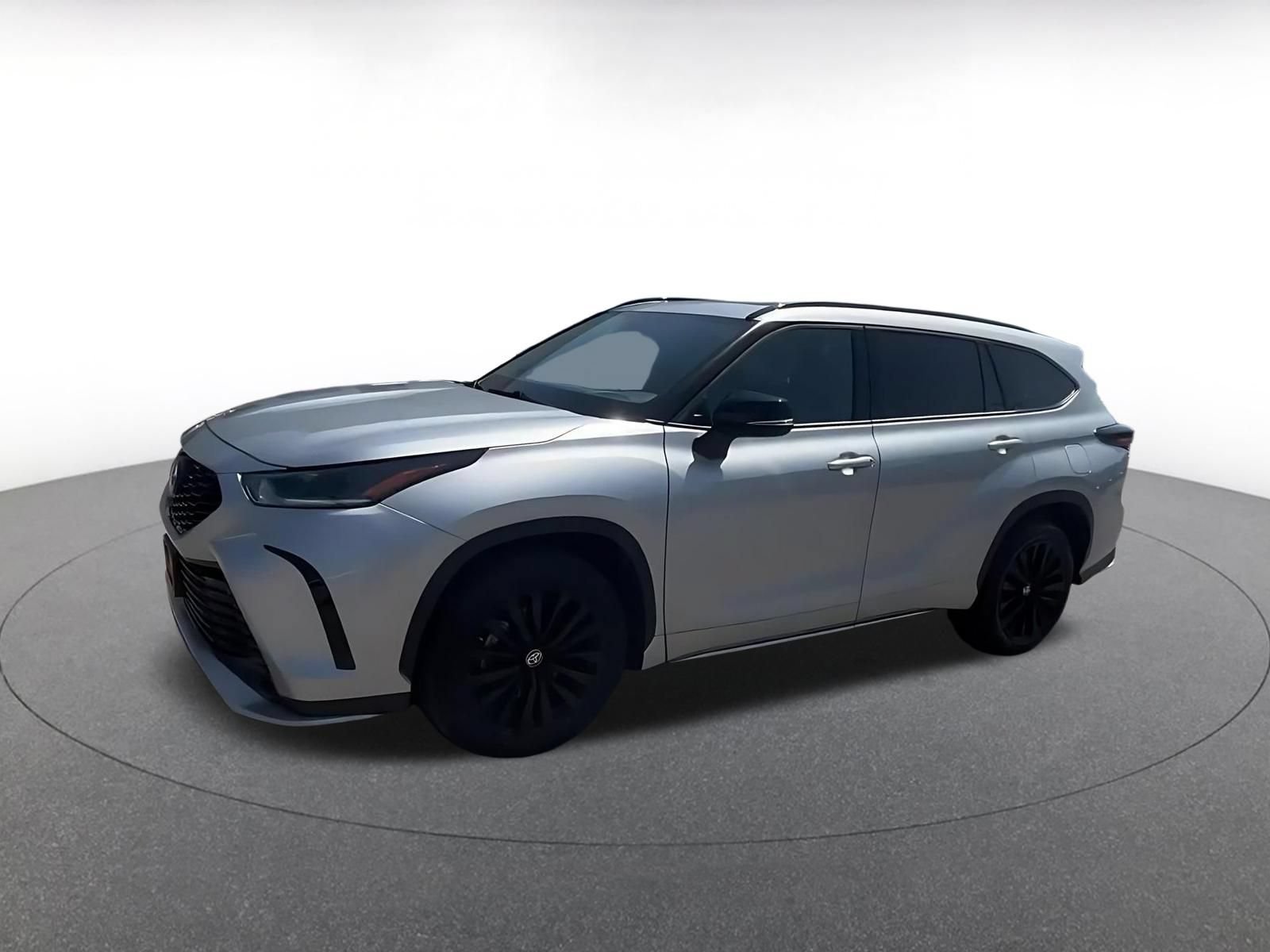 Thumbnail: 2025 Toyota Highlander - 8