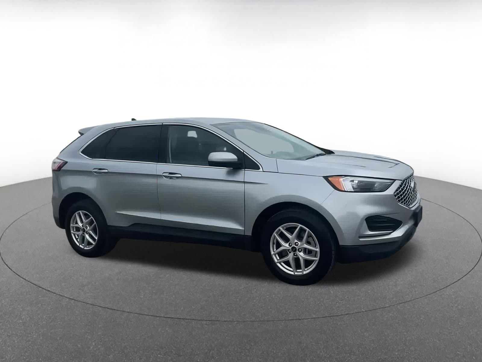 Thumbnail: 2024 Ford Edge - 2