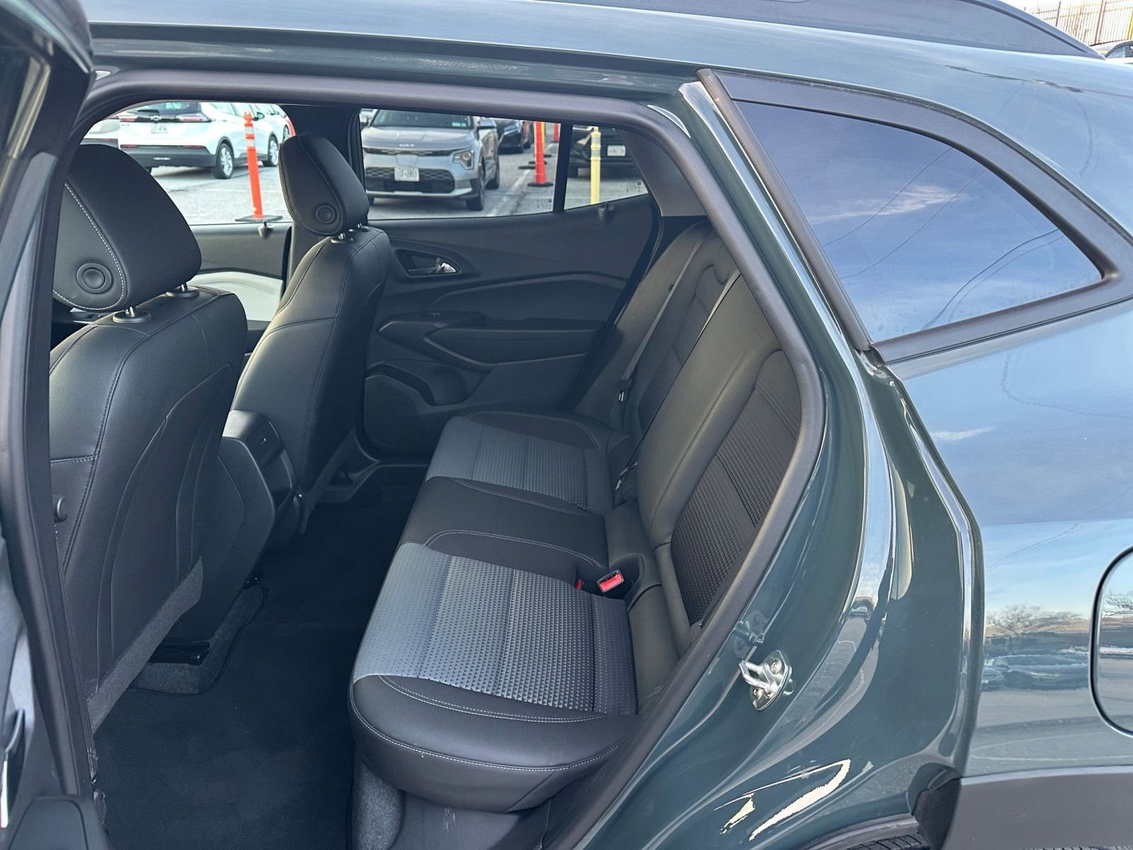 Thumbnail: 2025 Chevrolet Trax - 23