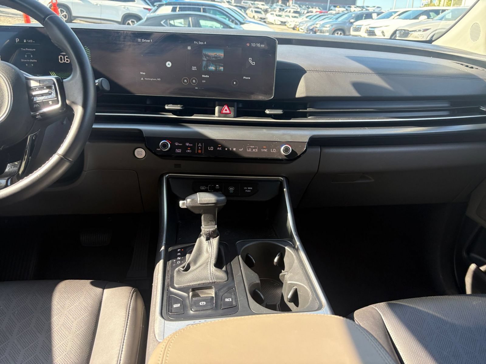 Thumbnail: 2026 Kia Carnival - 16