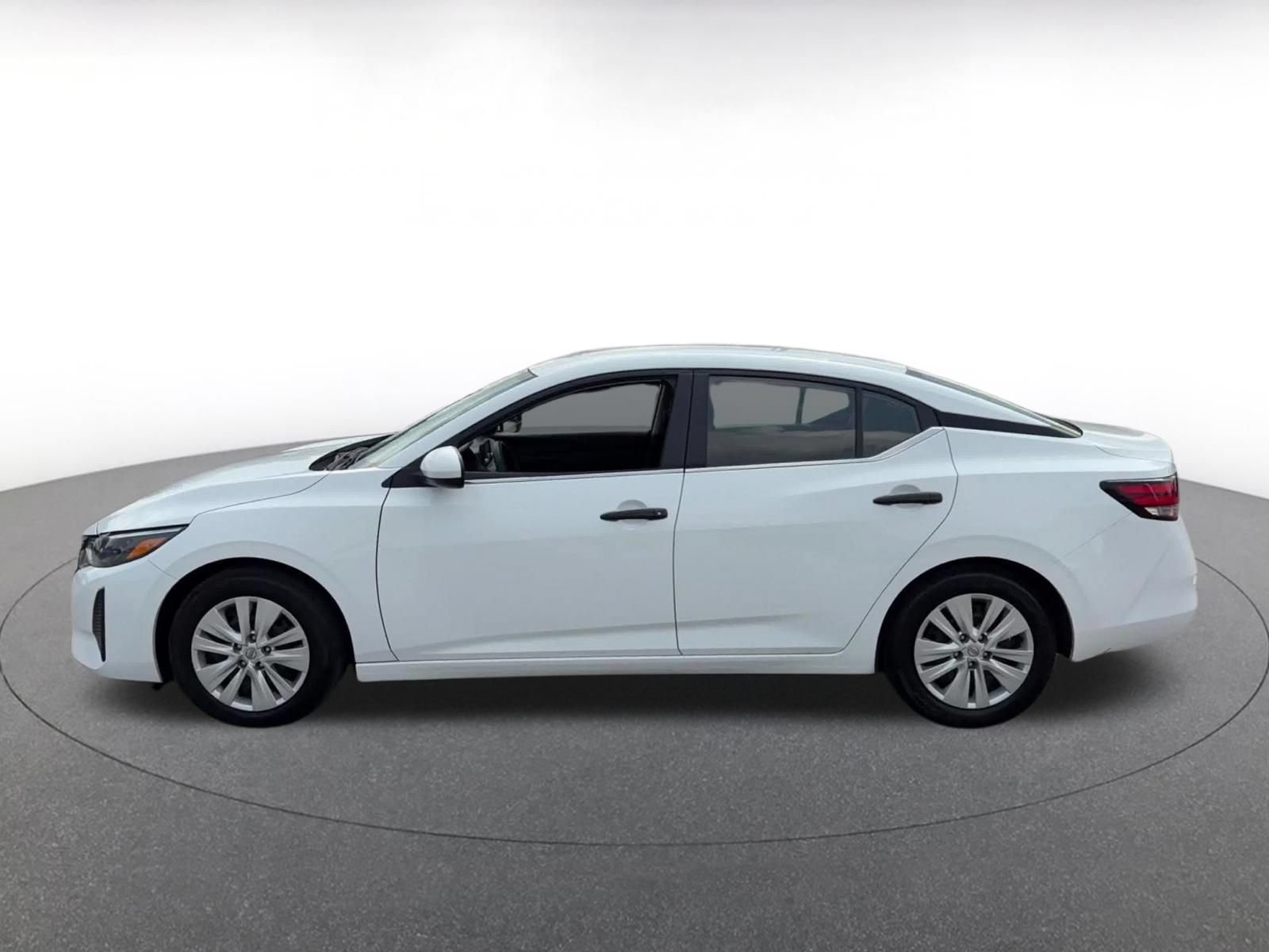 Thumbnail: 2025 Nissan Sentra - 8