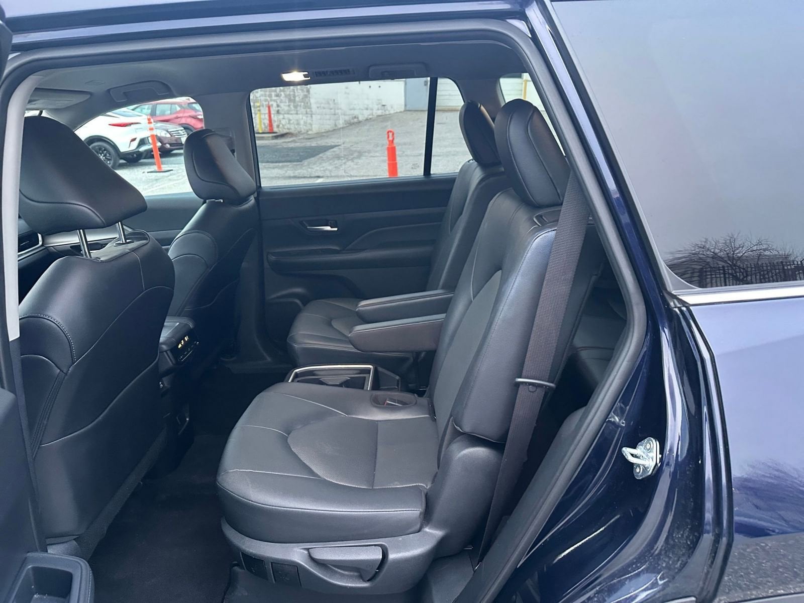 Thumbnail: 2025 Toyota Grand Highlander - 25