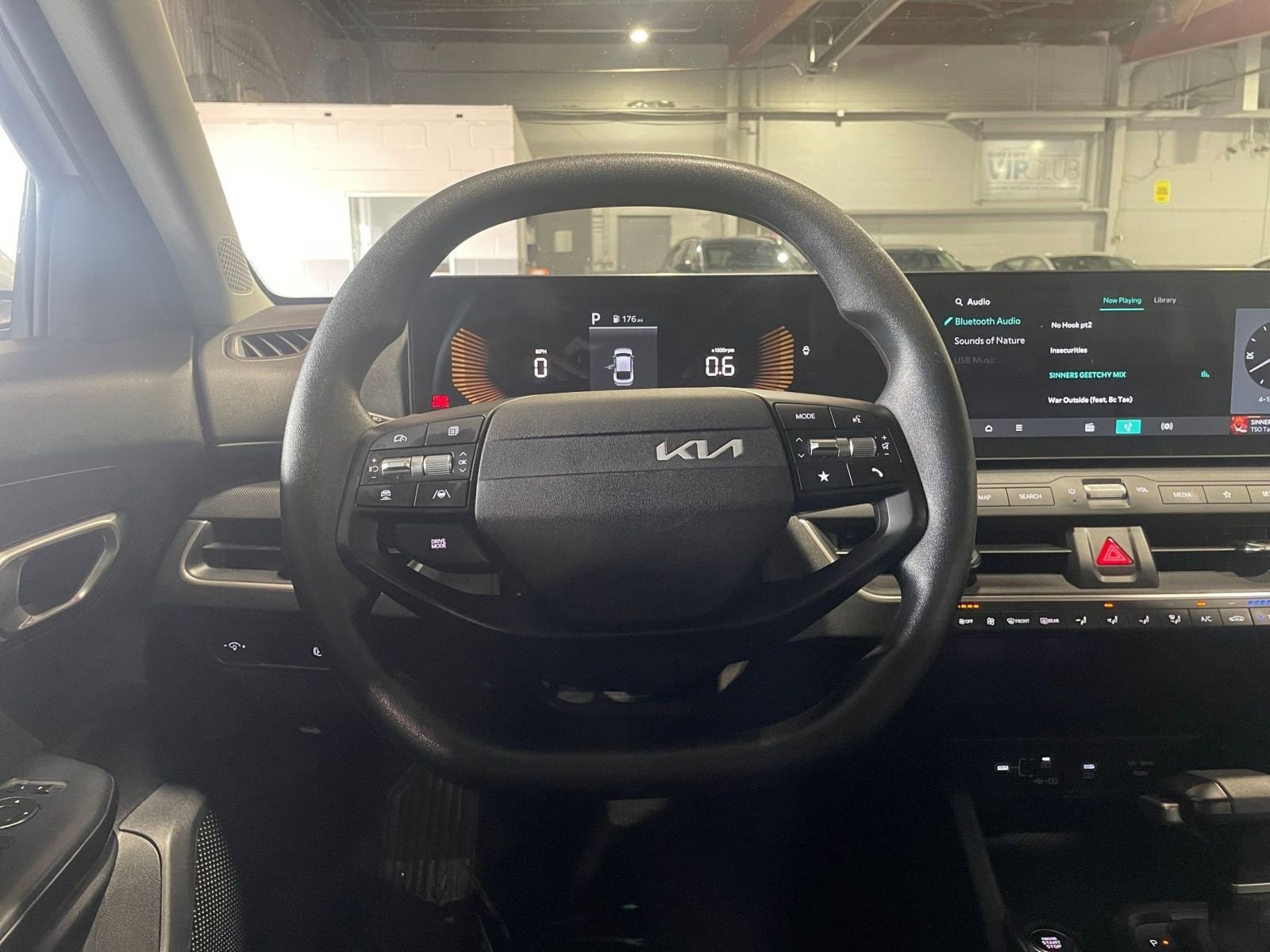 Thumbnail: 2025 Kia K4 - 32