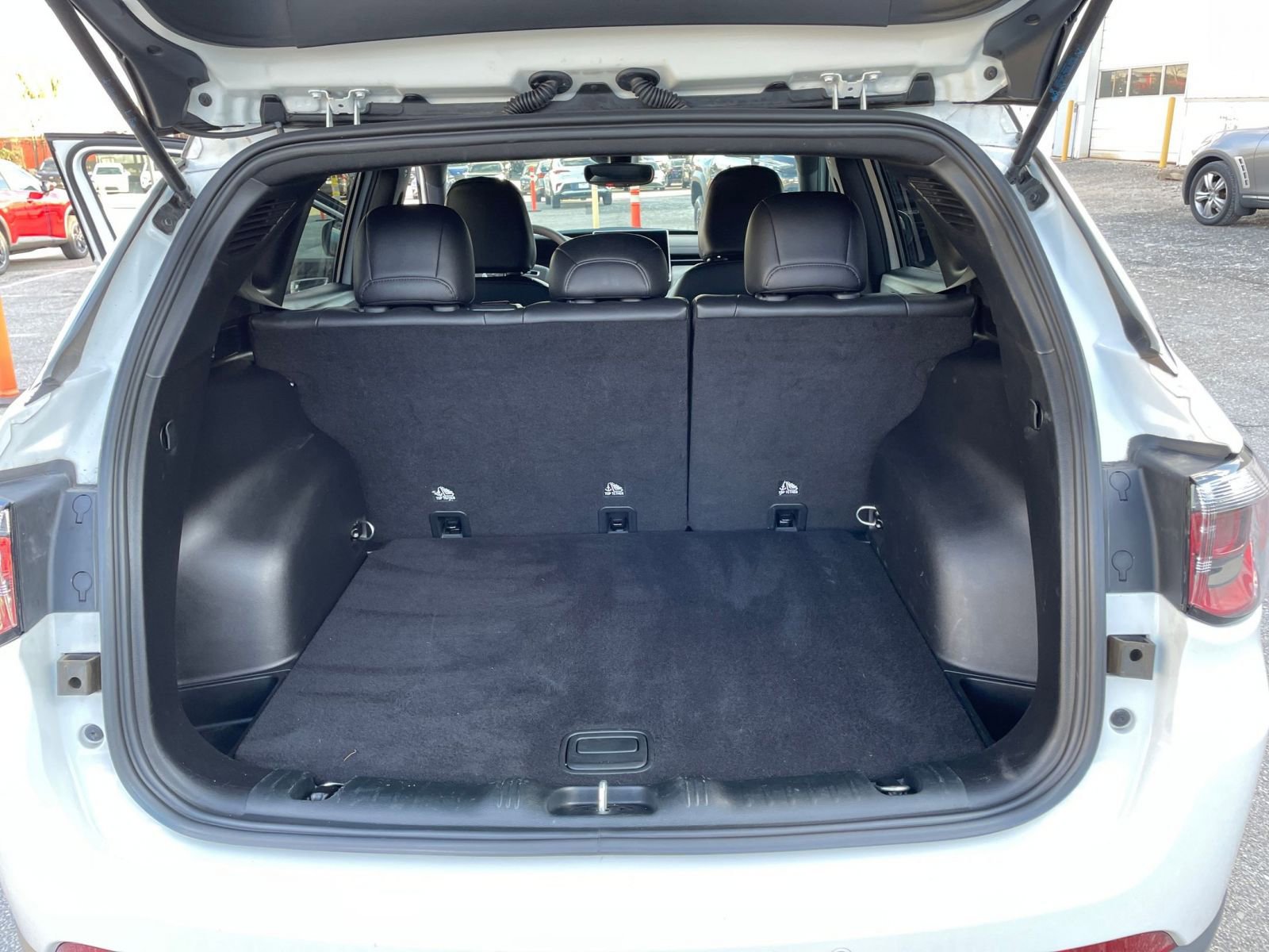 Thumbnail: 2025 Jeep Compass - 31