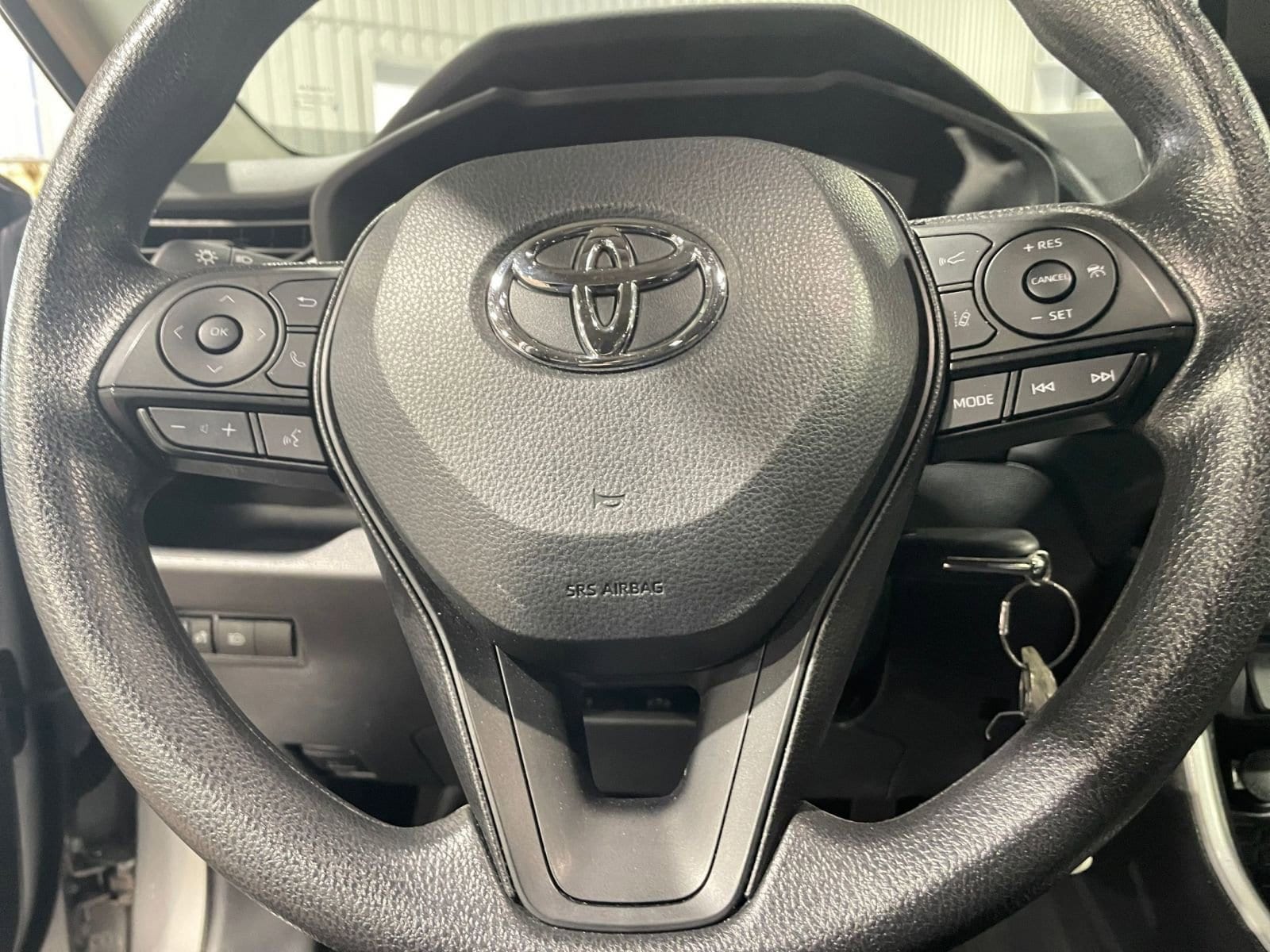 Thumbnail: 2025 Toyota RAV4 - 27