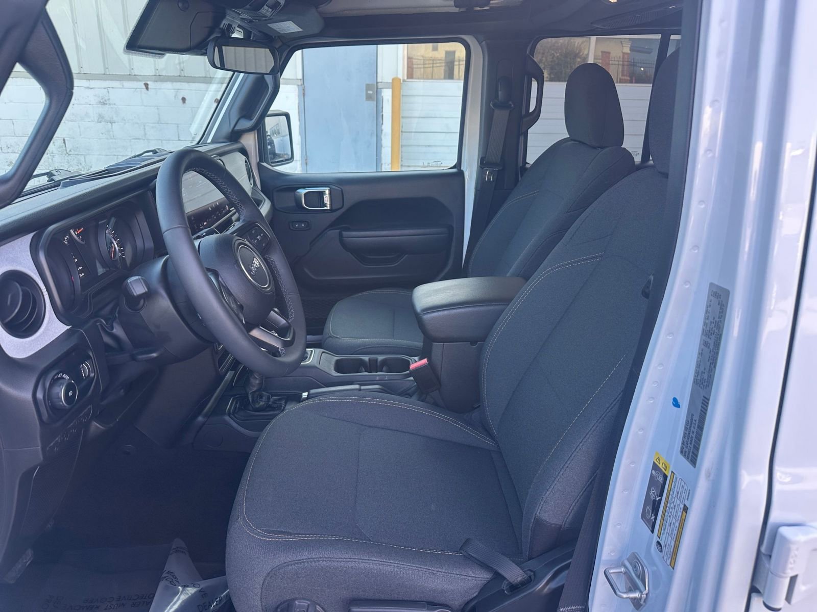 Thumbnail: 2025 Jeep Wrangler - 25