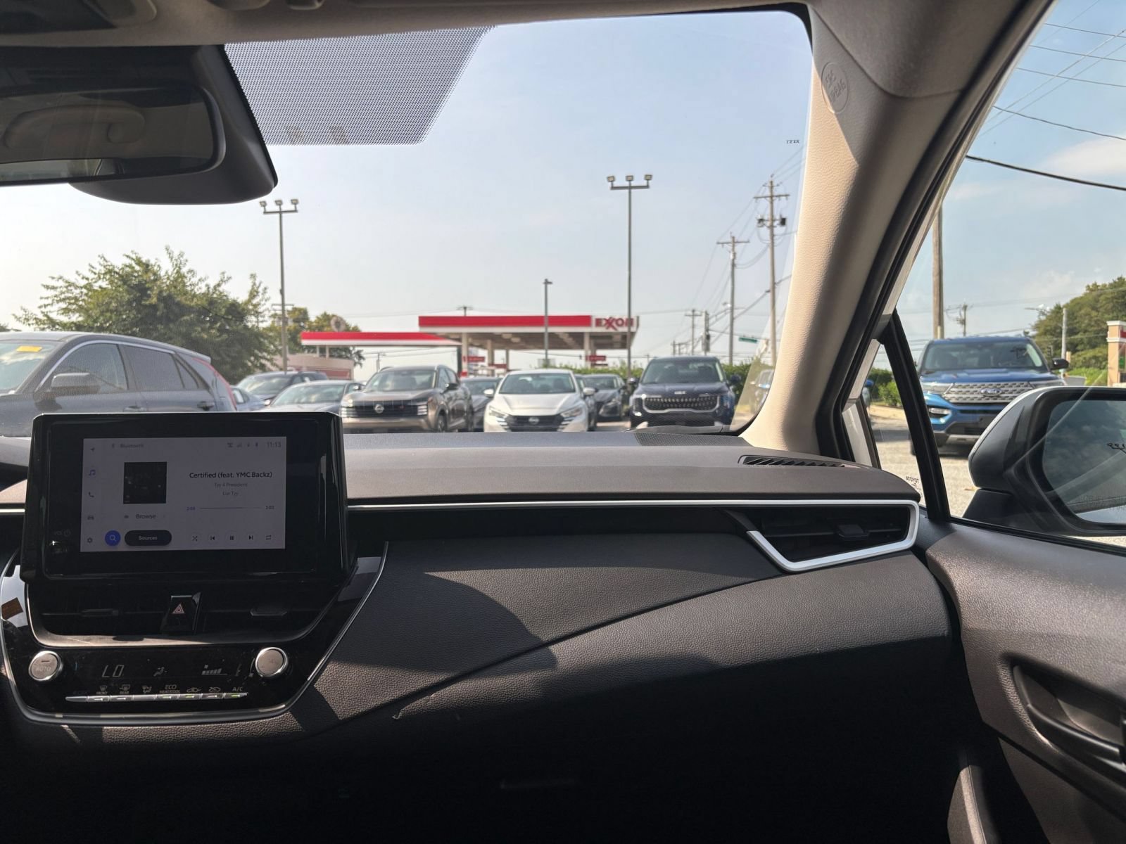 Thumbnail: 2025 Toyota Corolla - 32