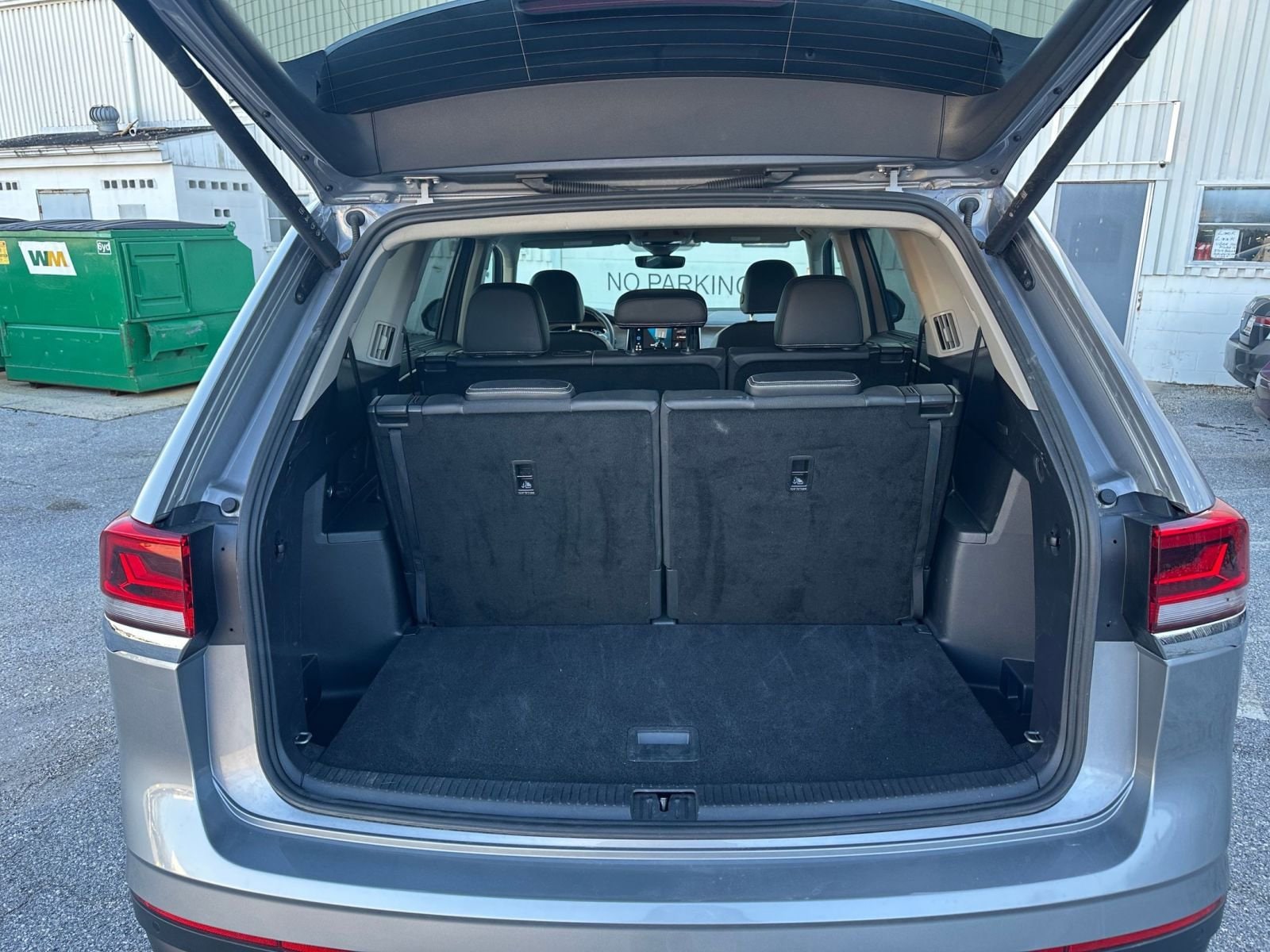 Thumbnail: 2025 Volkswagen Atlas - 31