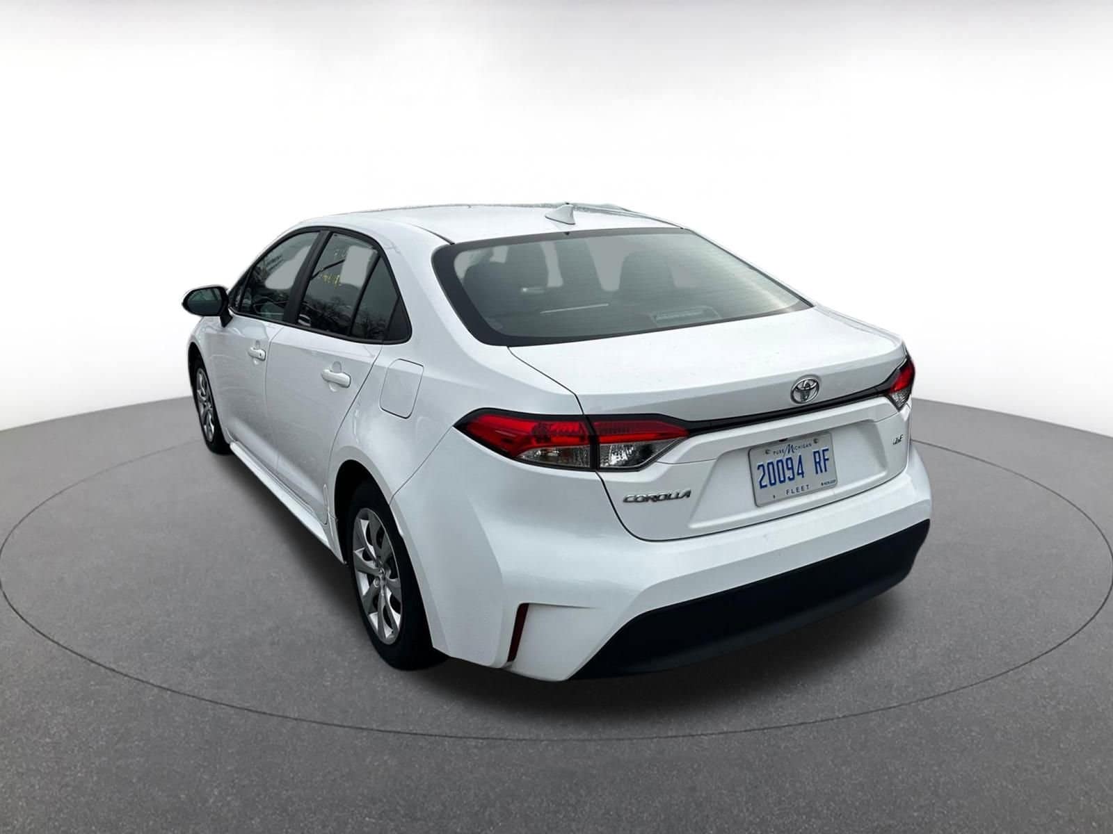 Thumbnail: 2025 Toyota Corolla - 4