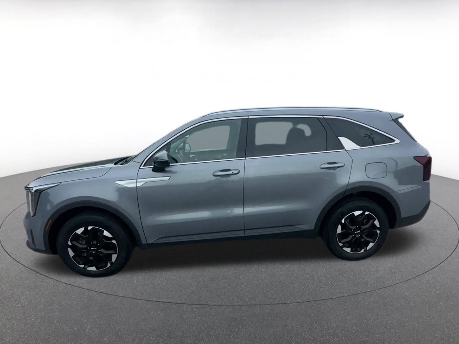 Thumbnail: 2024 Kia Sorento - 8