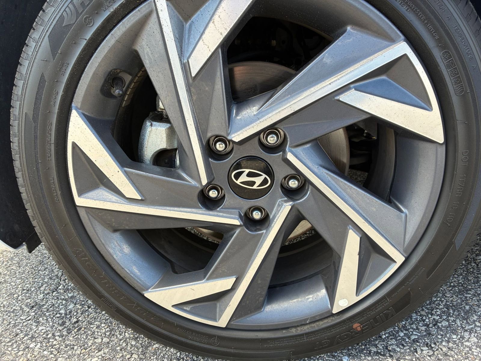Thumbnail: 2025 Hyundai Elantra - 24