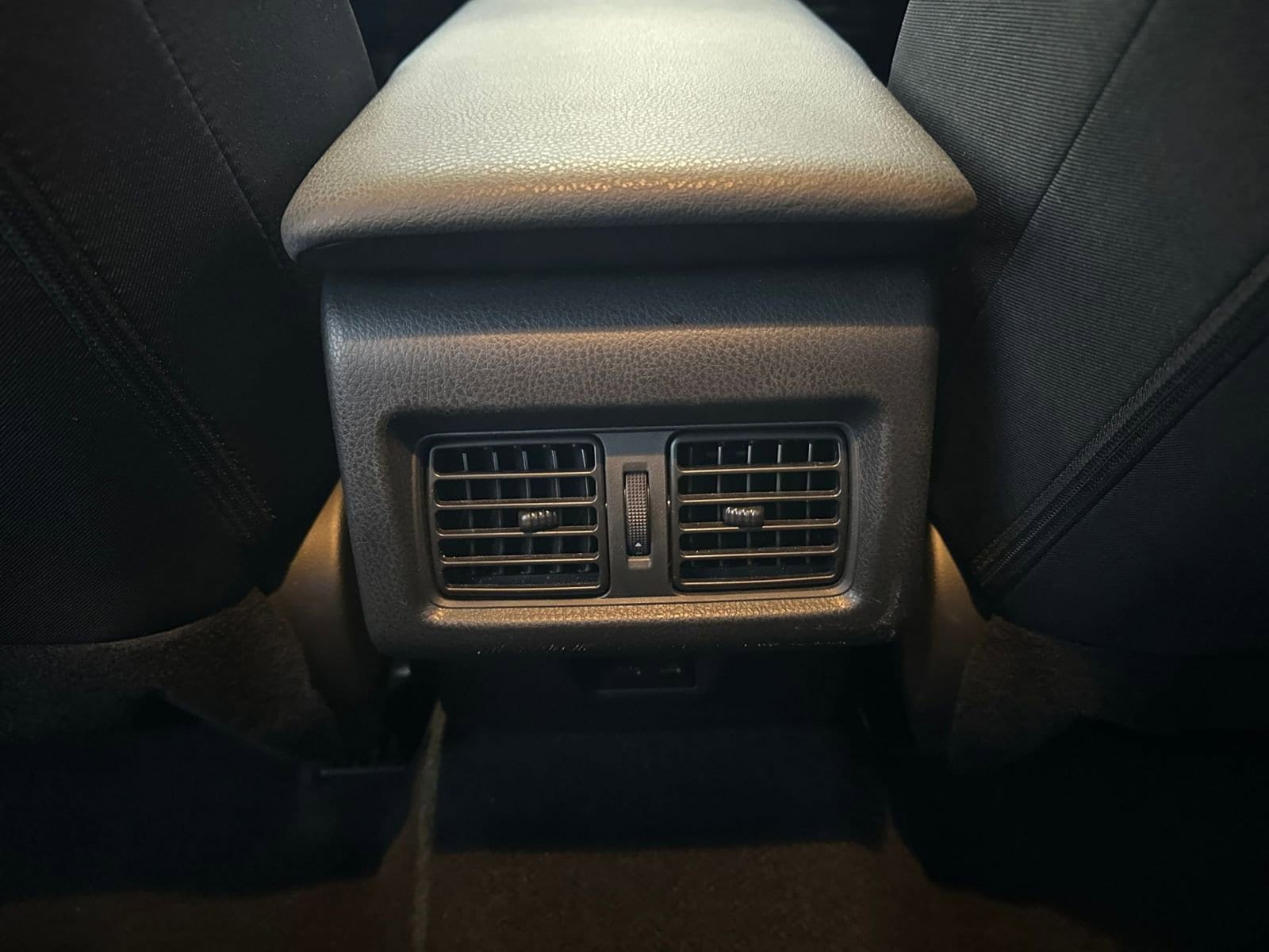 Thumbnail: 2025 Toyota Camry - 23