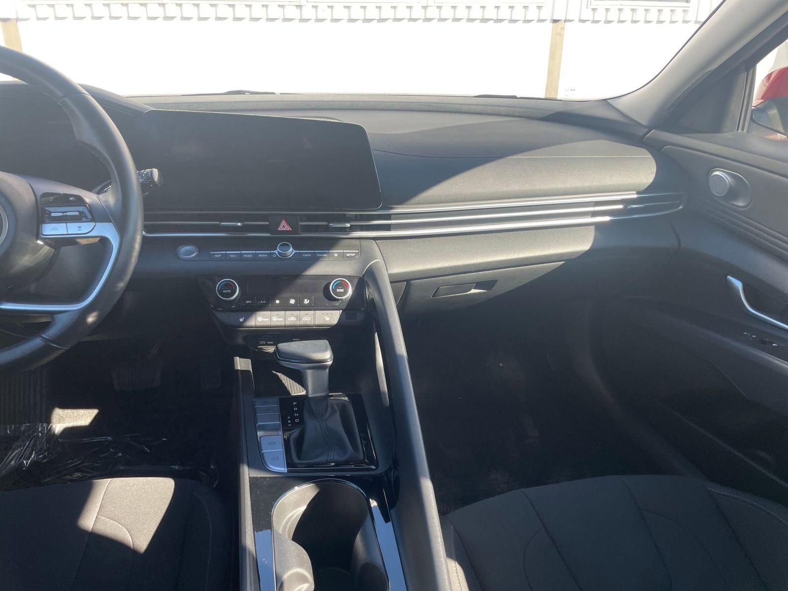 Thumbnail: 2025 Hyundai Elantra - 34