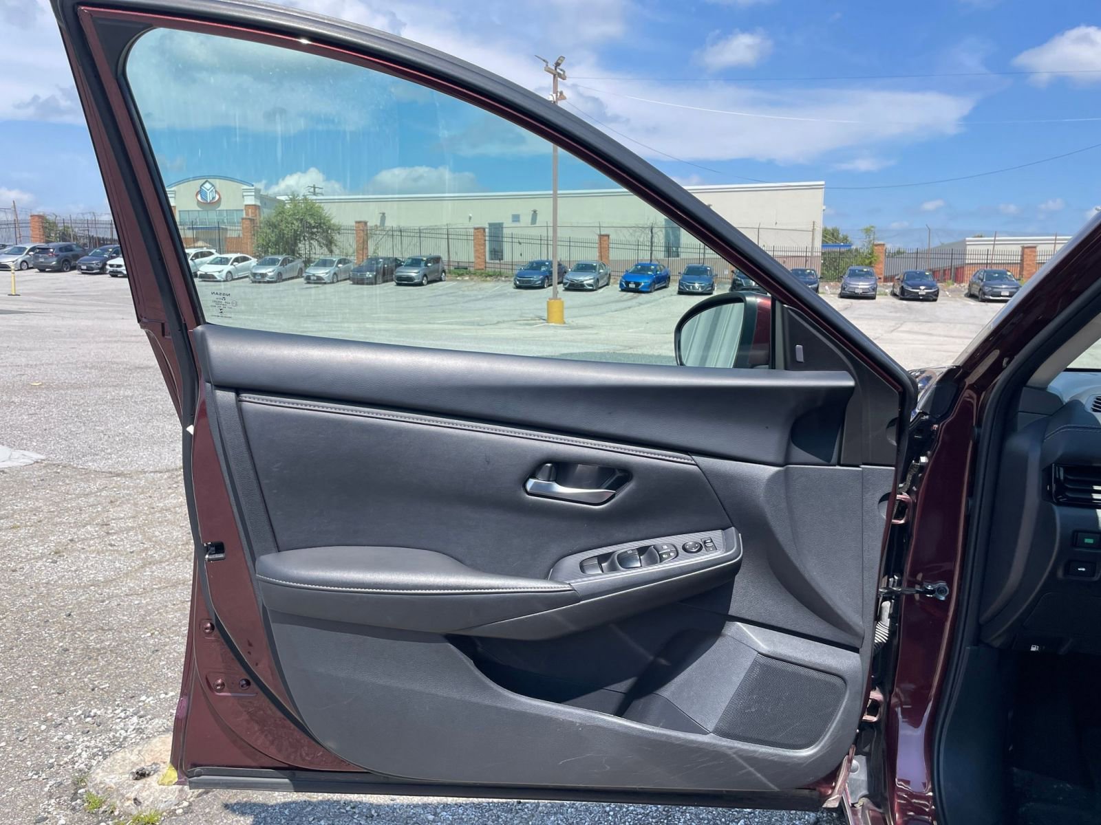 Thumbnail: 2024 Nissan Sentra - 20