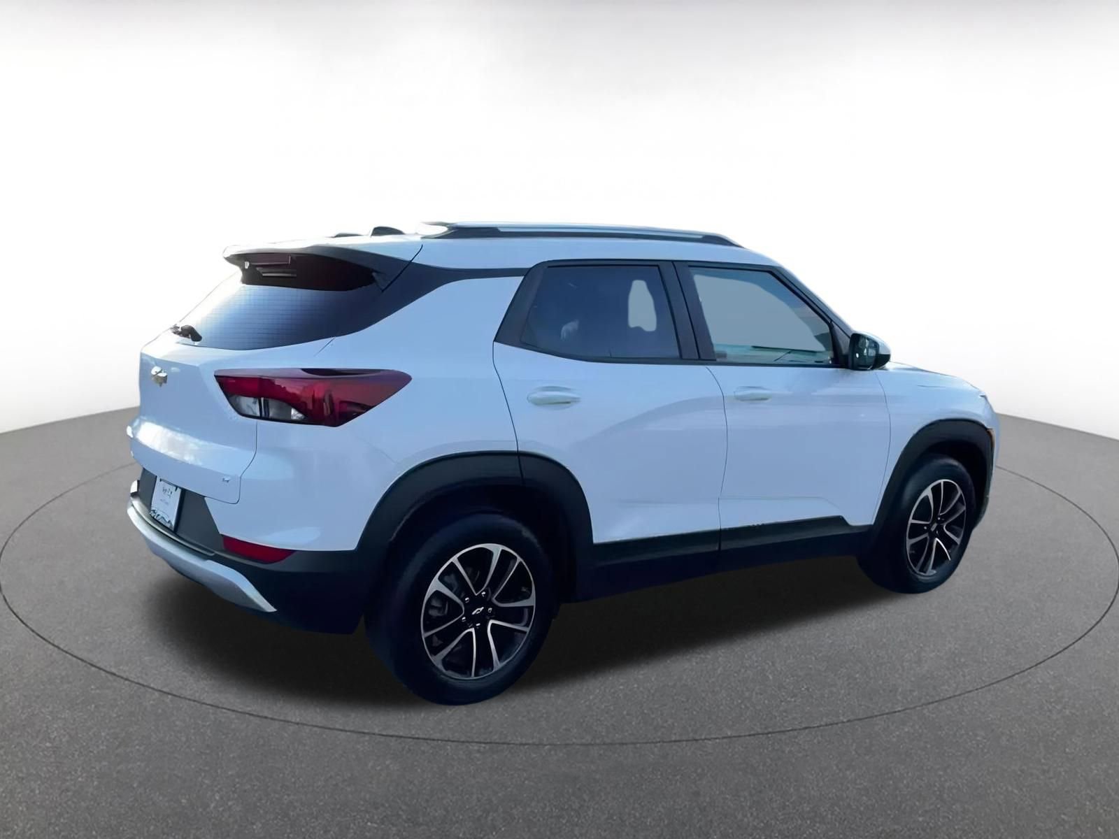 Thumbnail: 2025 Chevrolet TrailBlazer - 15